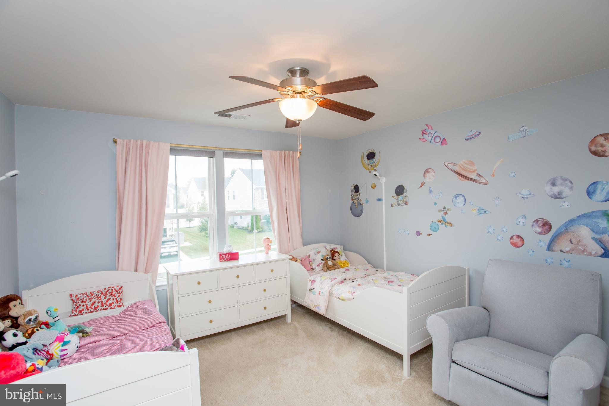 HIDDEN OAKS - Residential