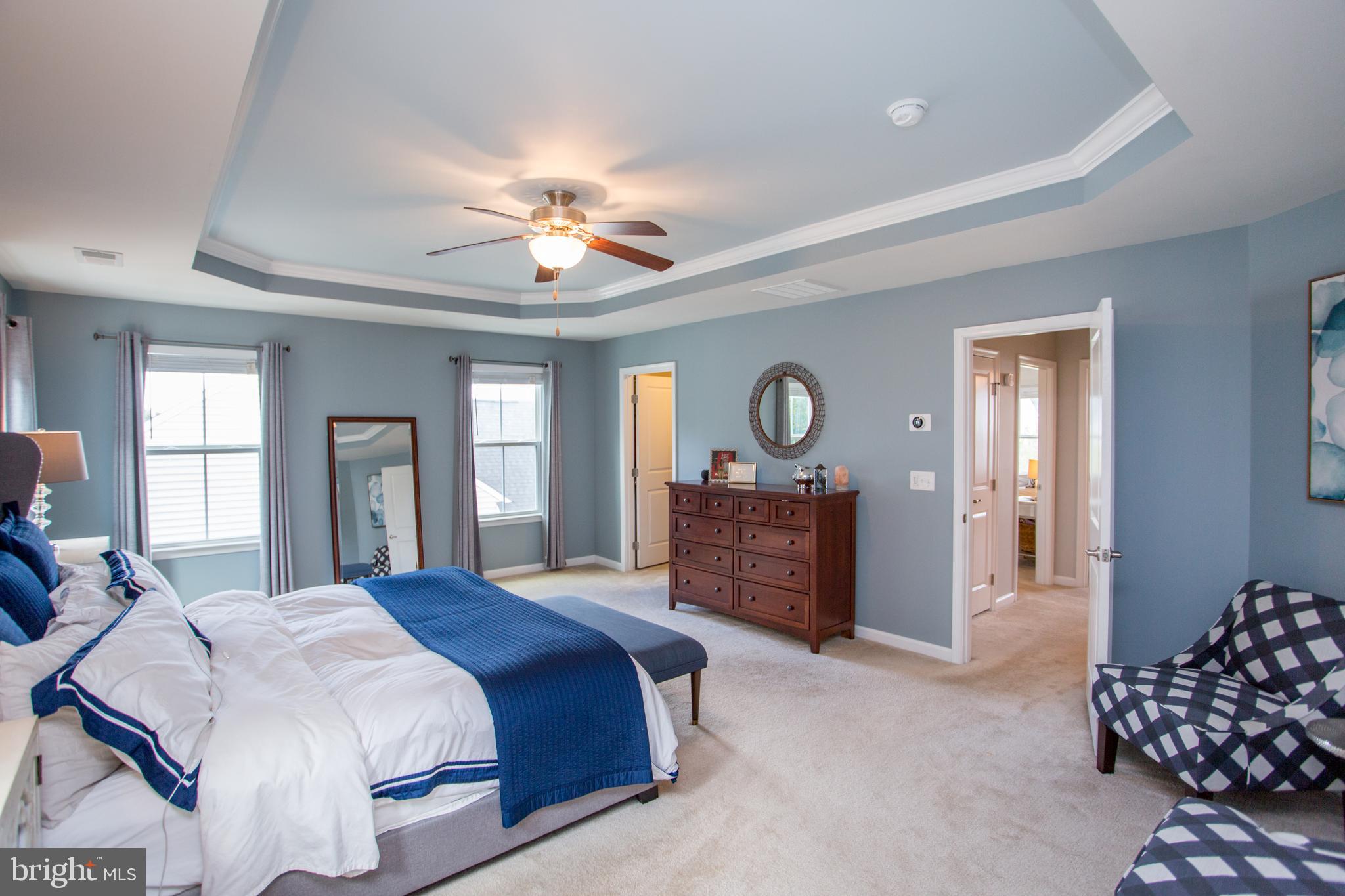 HIDDEN OAKS - Residential