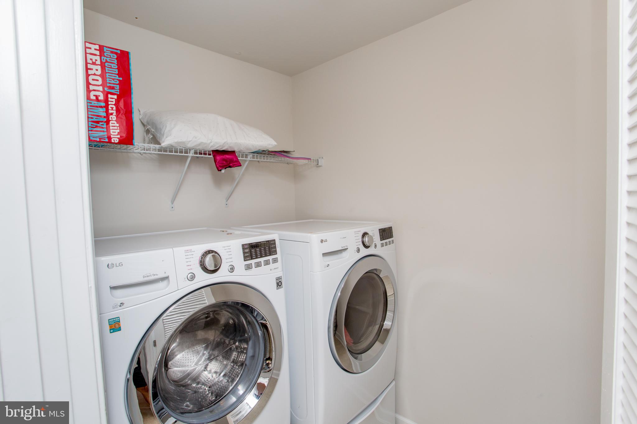 HIDDEN OAKS - Residential