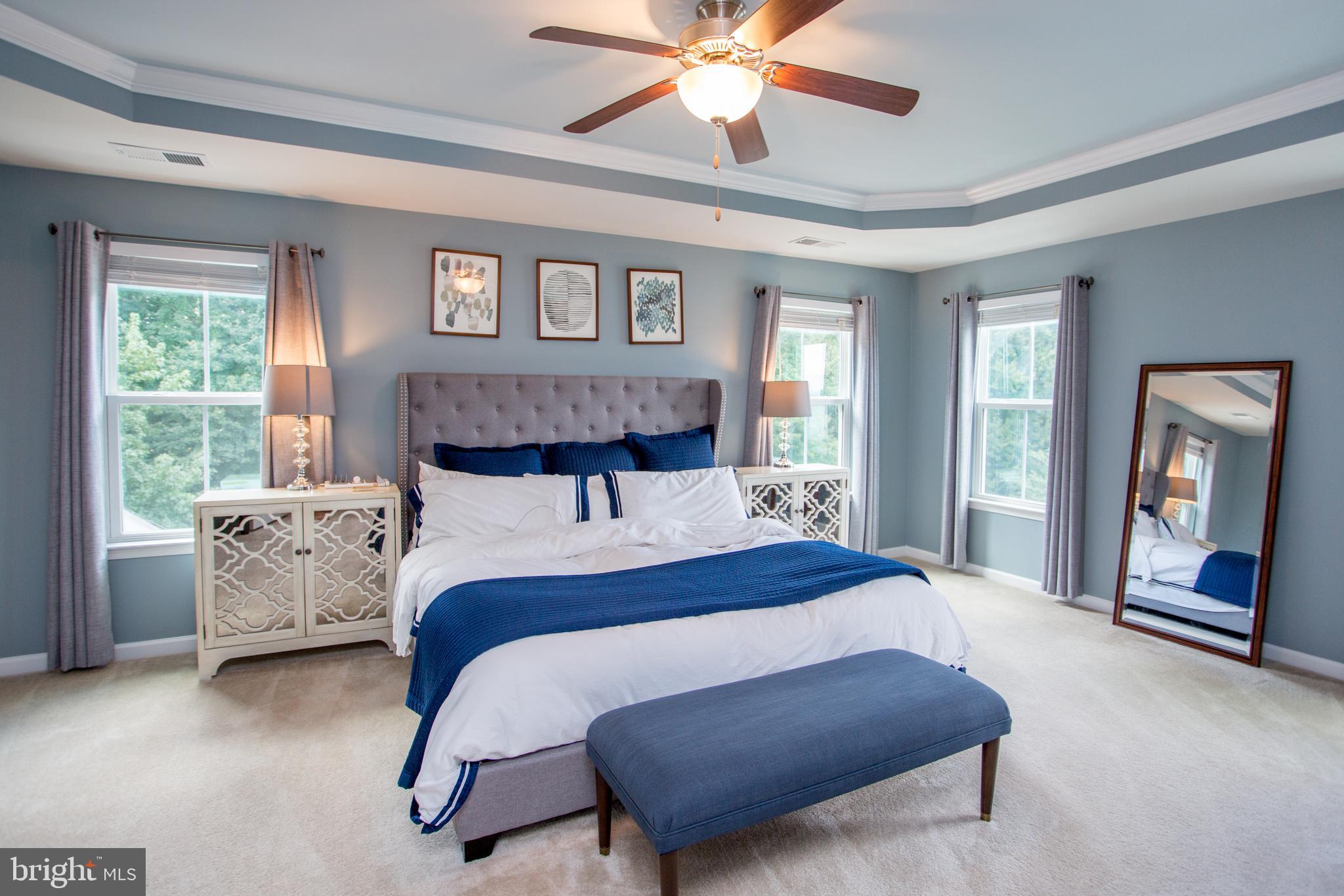 HIDDEN OAKS - Residential