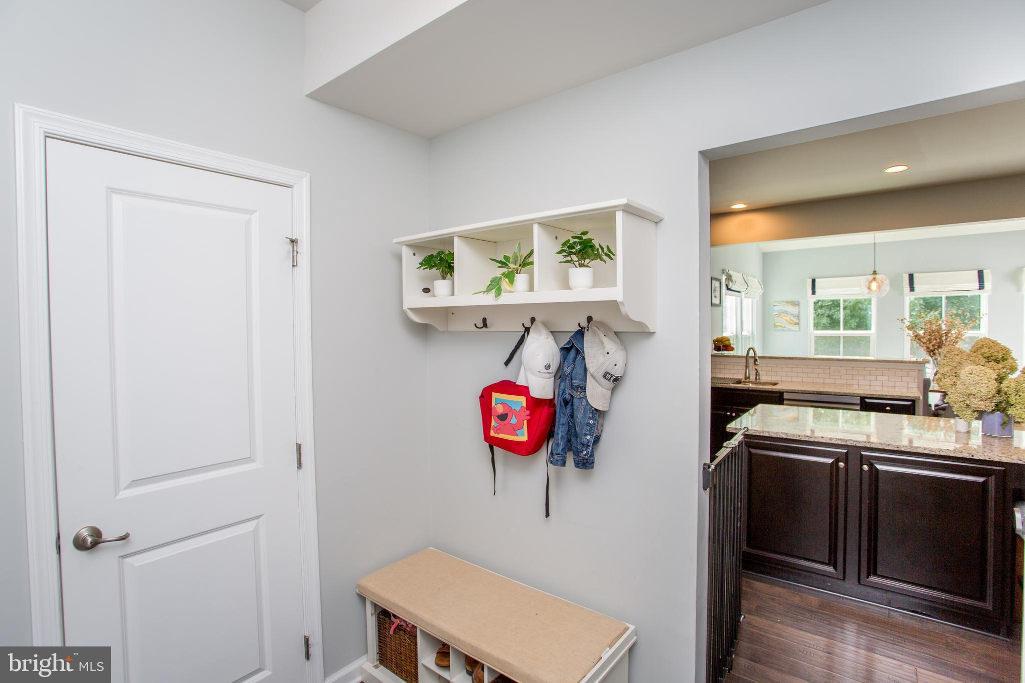 HIDDEN OAKS - Residential