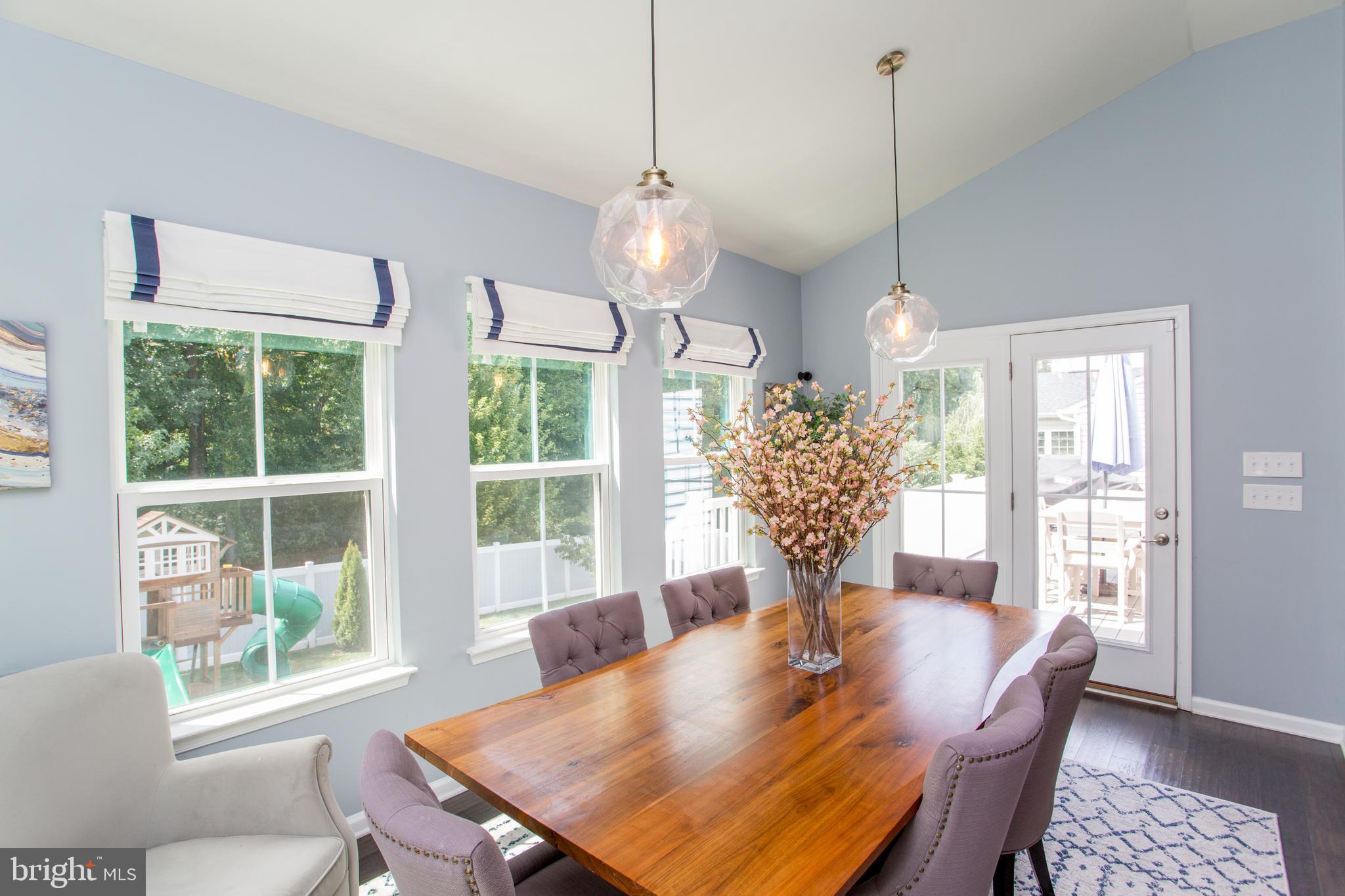 HIDDEN OAKS - Residential