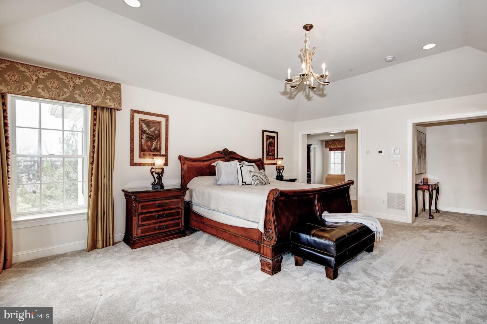 WHITEGATE - Residential