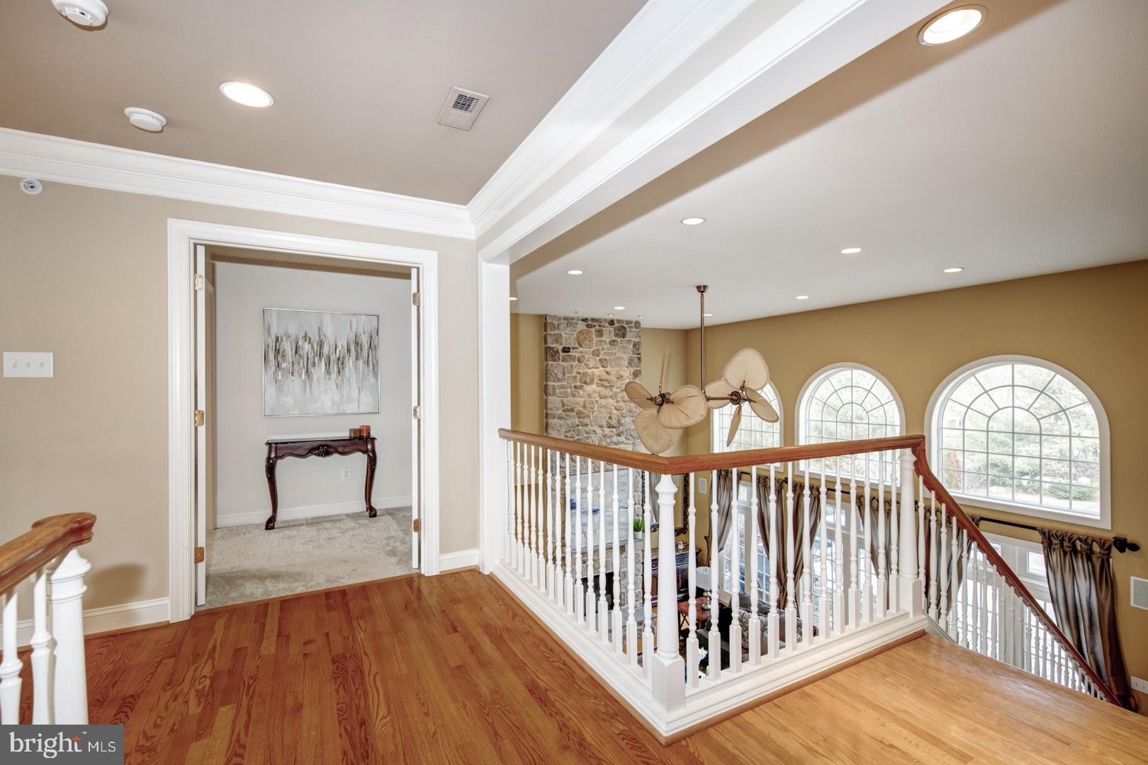 WHITEGATE - Residential