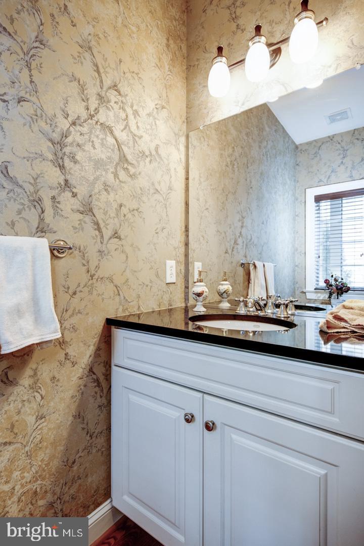 WHITEGATE - Residential