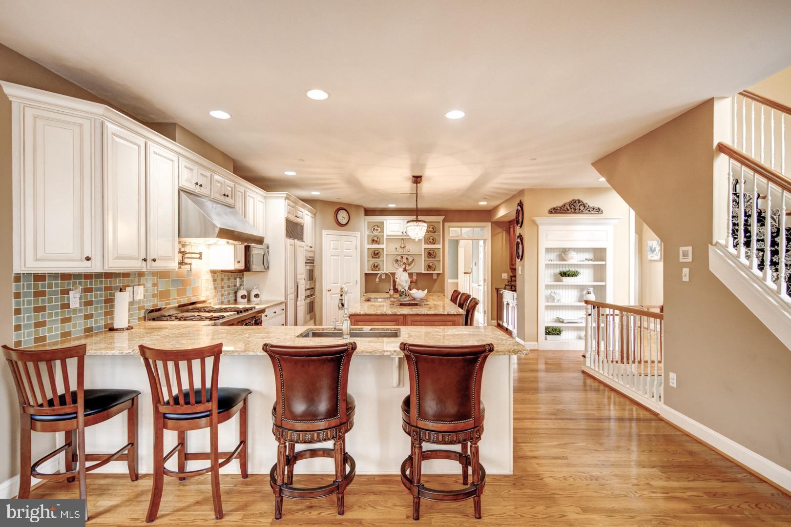 WHITEGATE - Residential