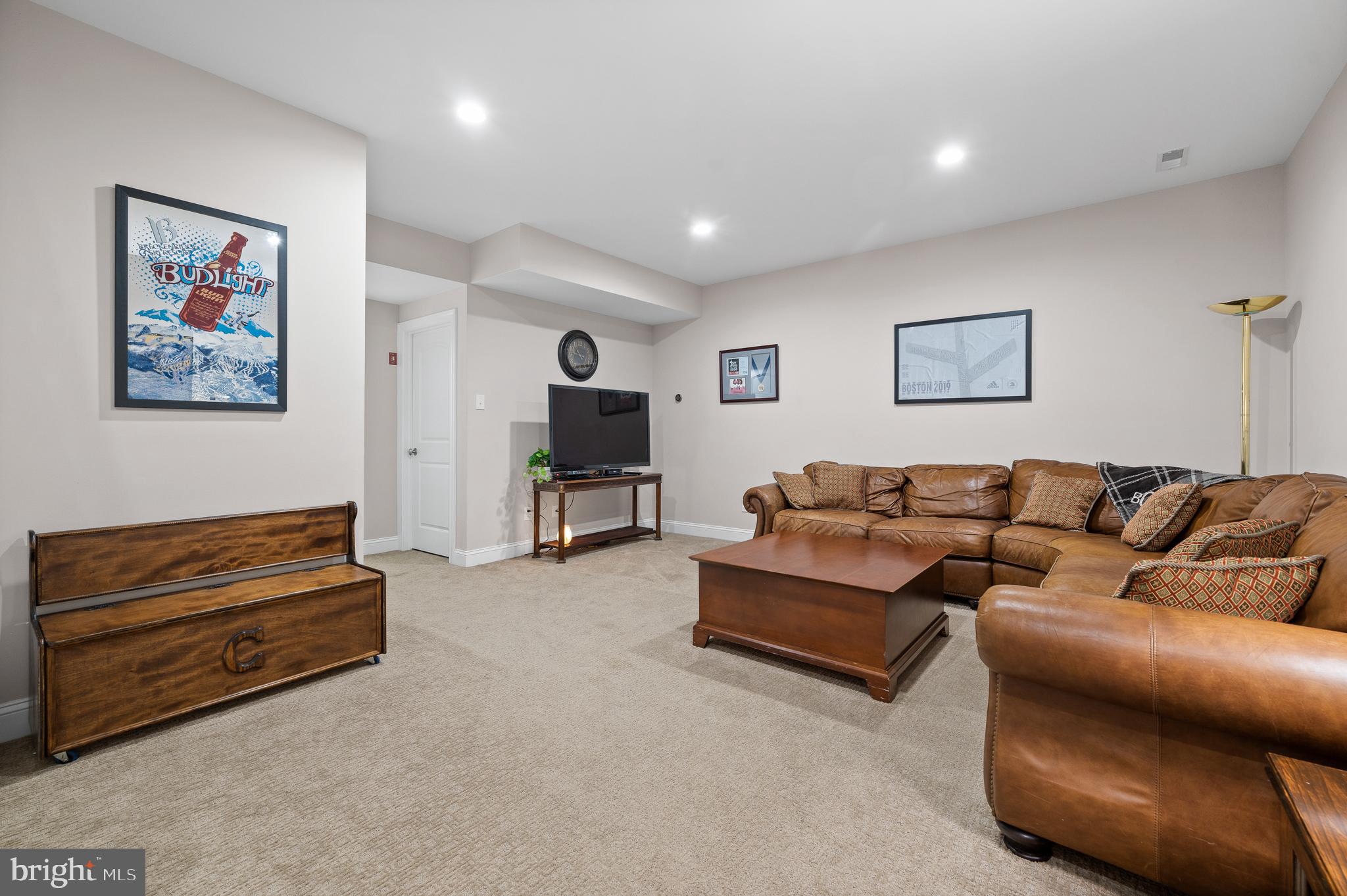 AVONWOOD - Residential