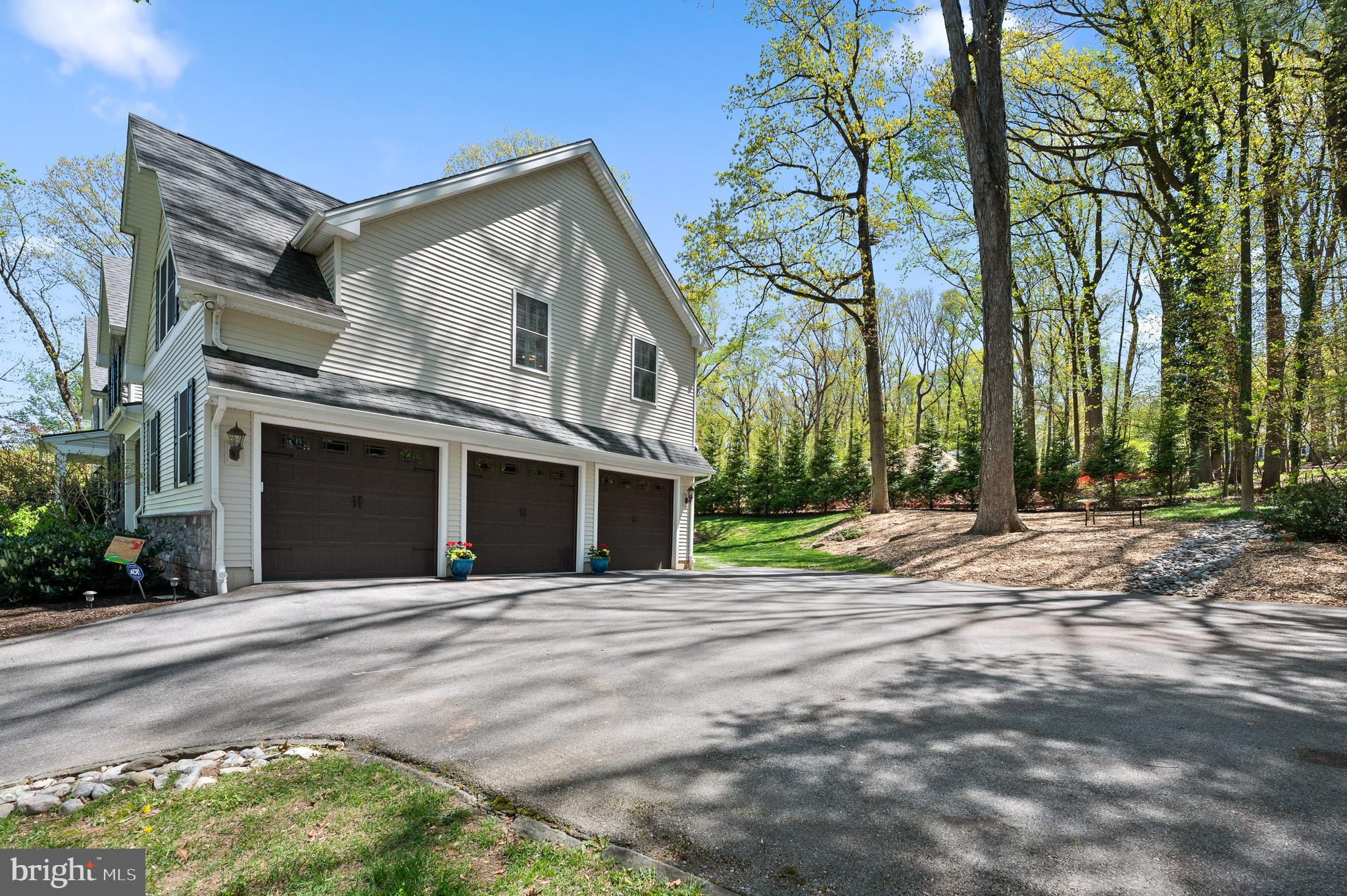 AVONWOOD - Residential