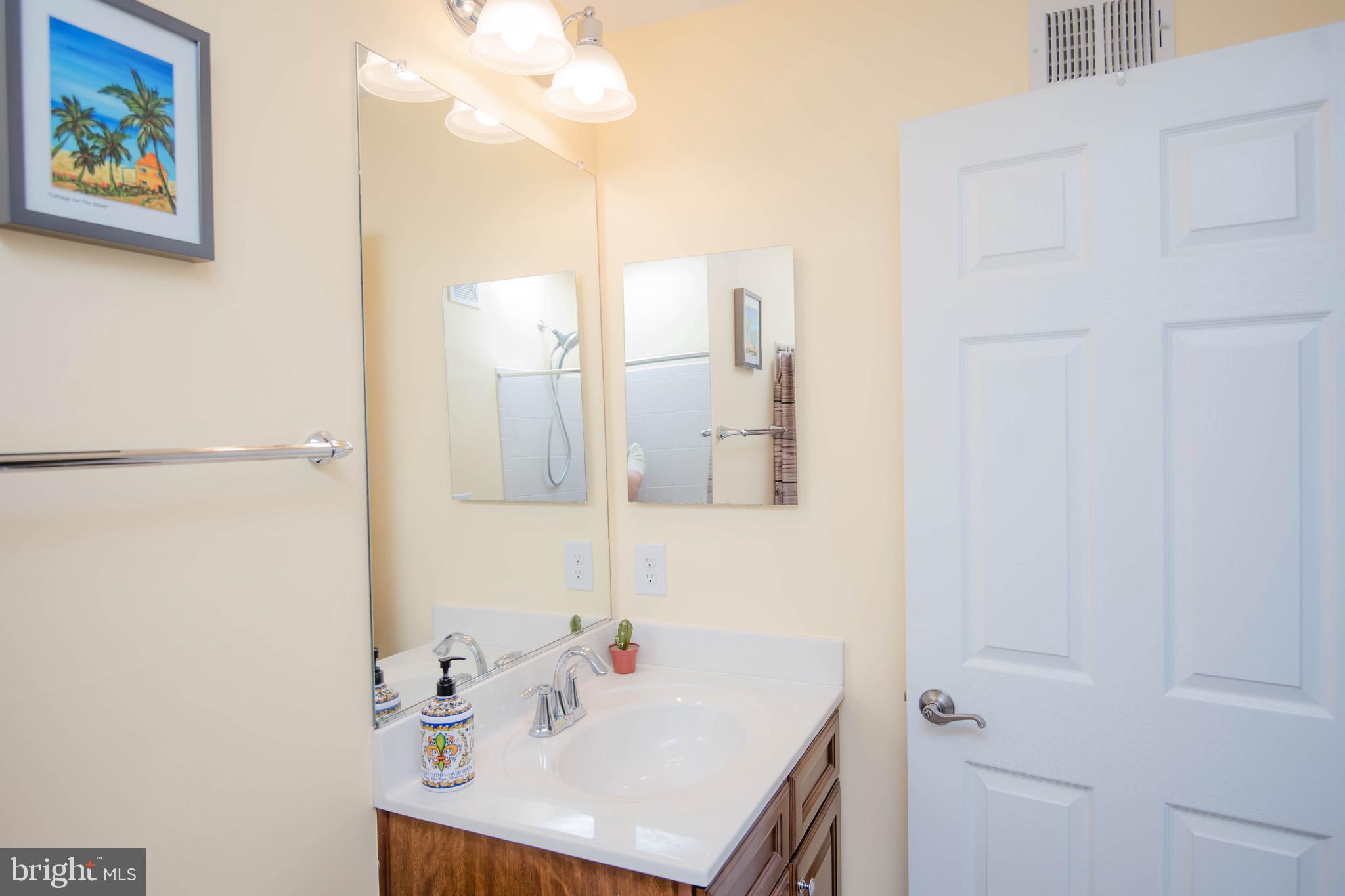 EAST GATE 3 CONDOMINIUM - Residential