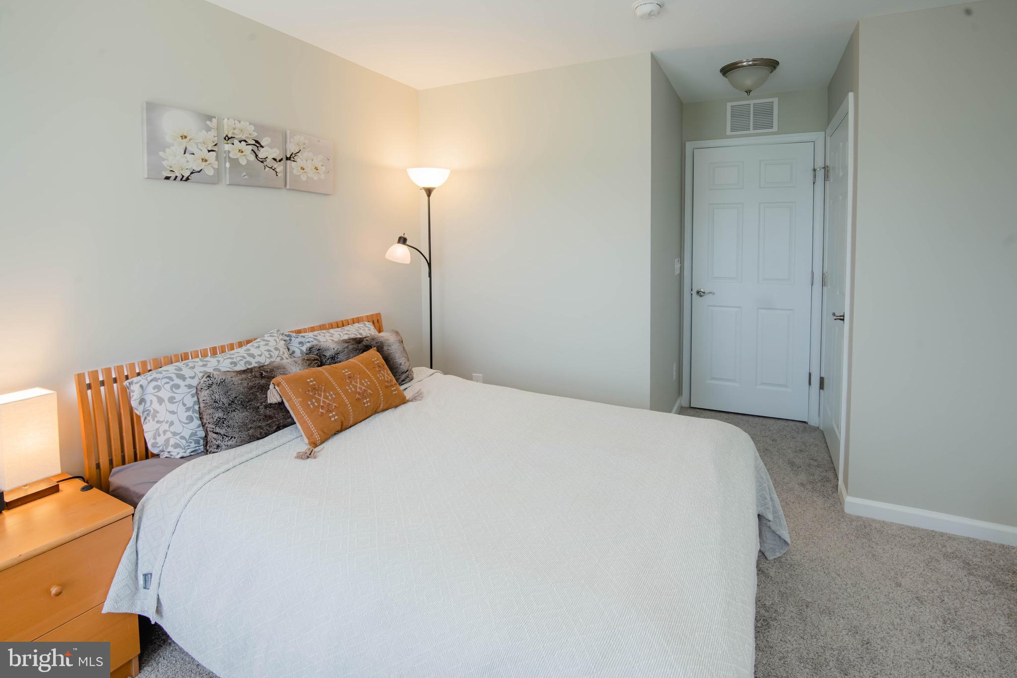 EAST GATE 3 CONDOMINIUM - Residential