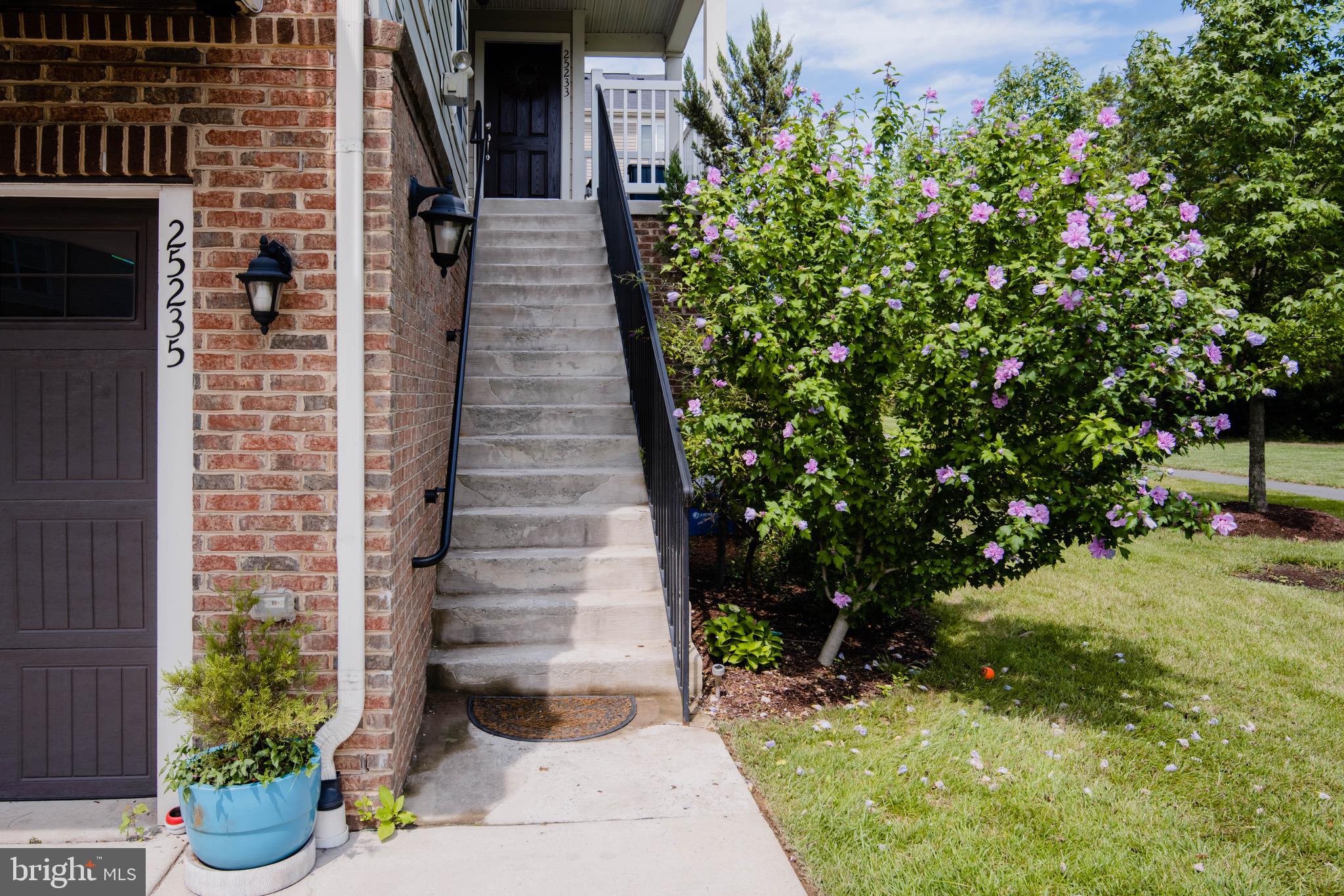 EAST GATE 3 CONDOMINIUM - Residential