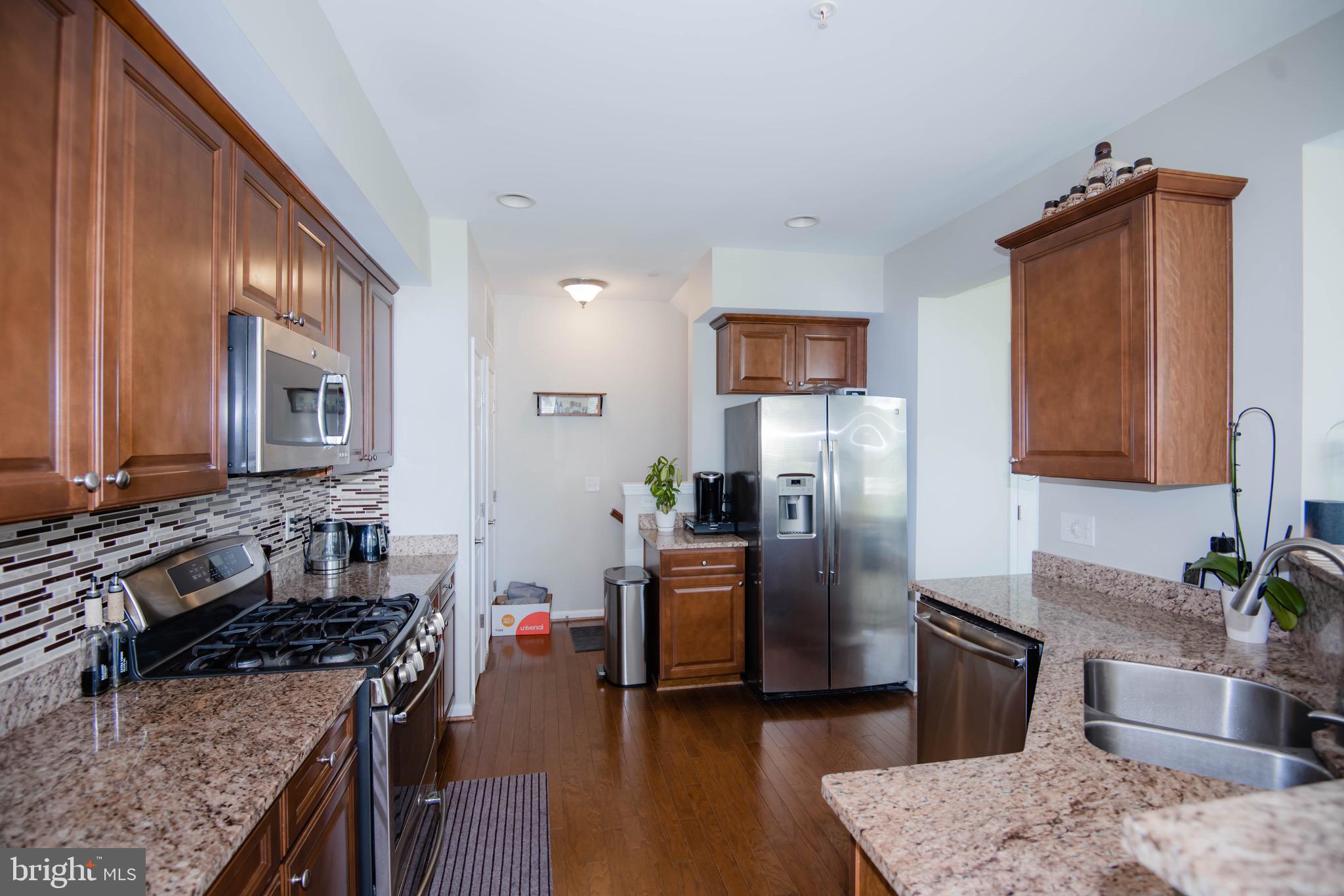 EAST GATE 3 CONDOMINIUM - Residential