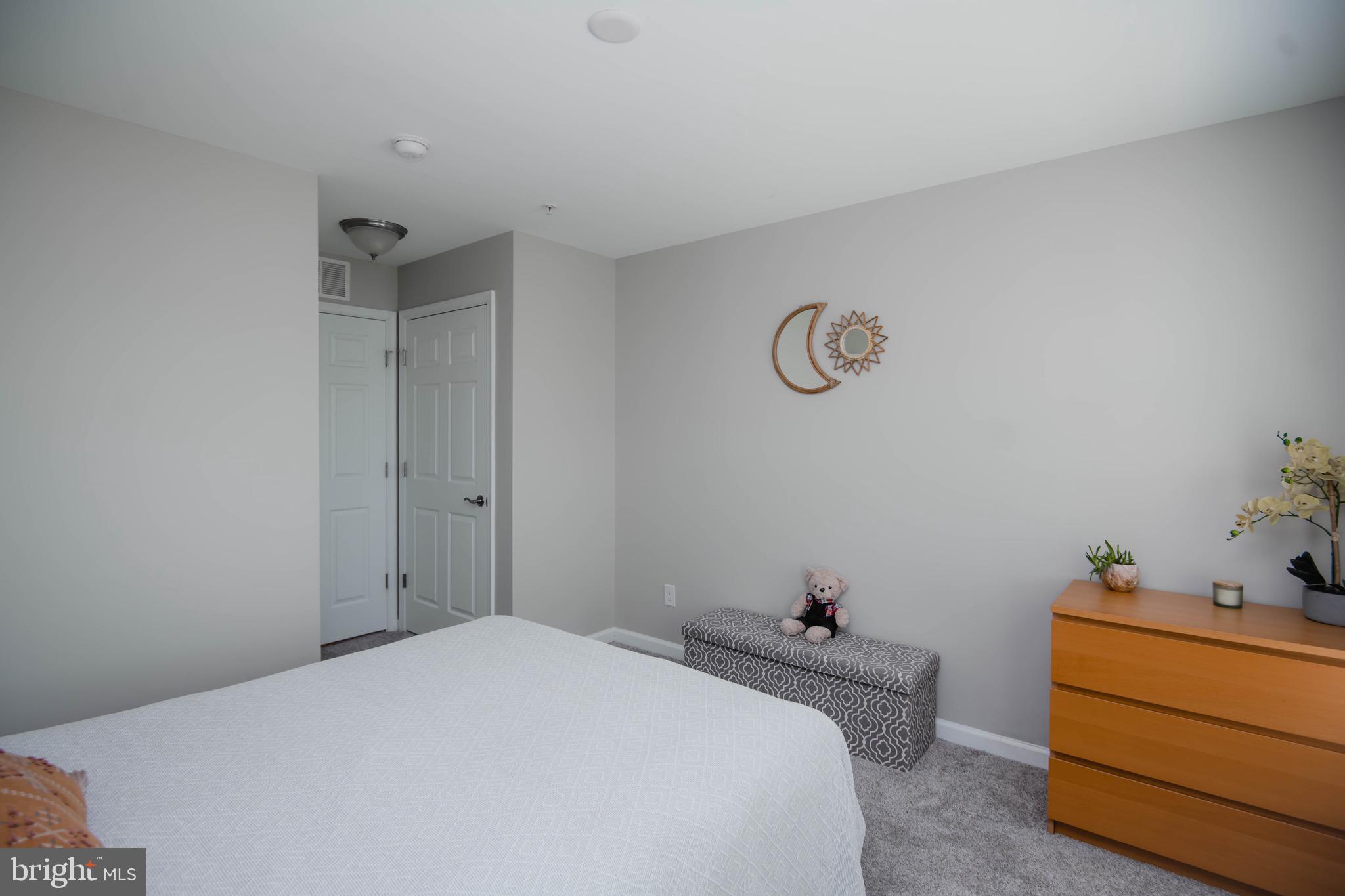 EAST GATE 3 CONDOMINIUM - Residential