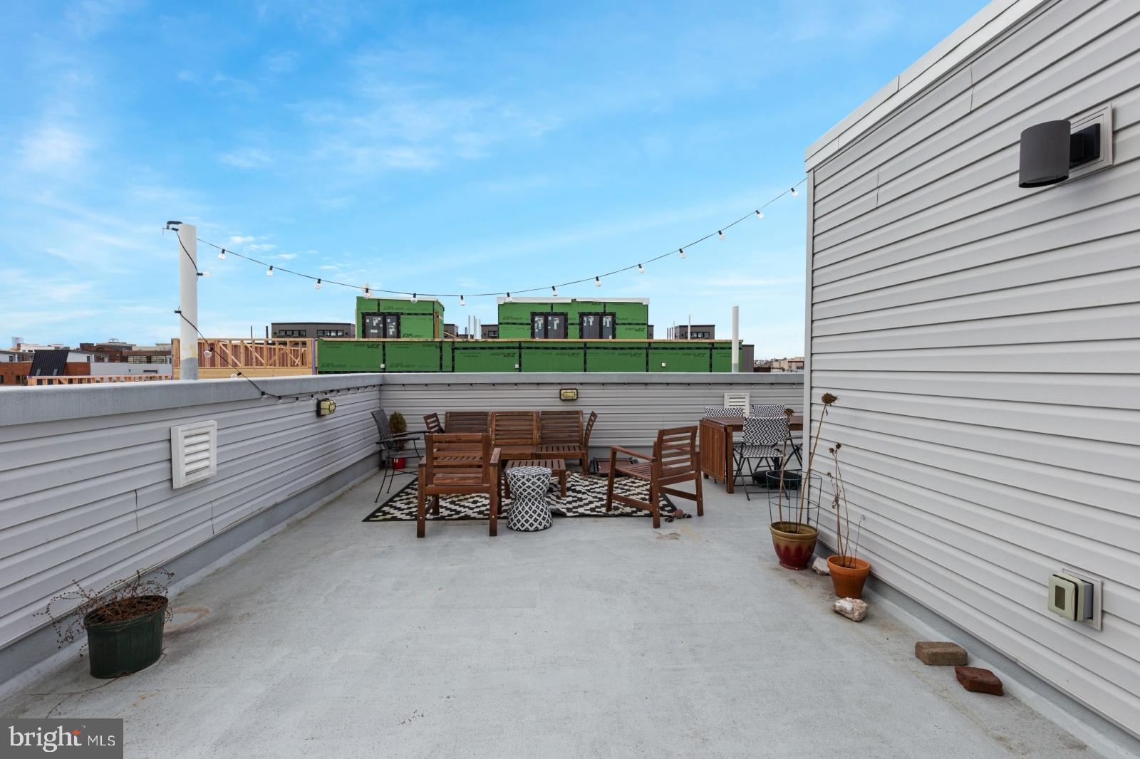 OLDE KENSINGTON - Residential Lease