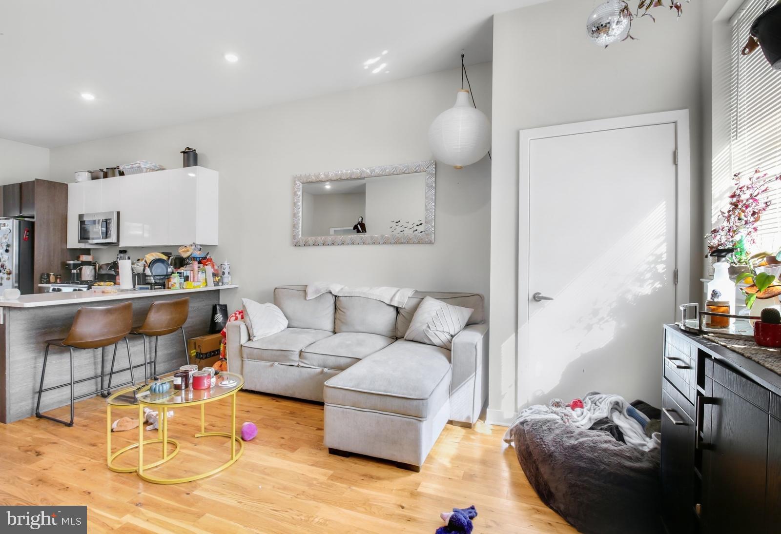 OLDE KENSINGTON - Residential Lease