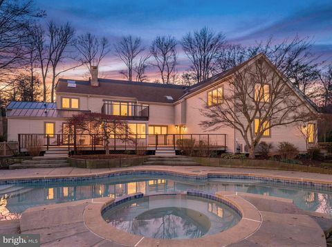 260 CAFFERTY RD PIPERSVILLE PA 18947