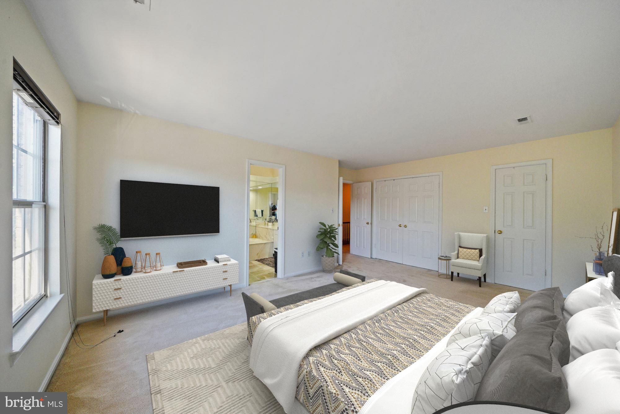 MCLEAN MEWS - Residential