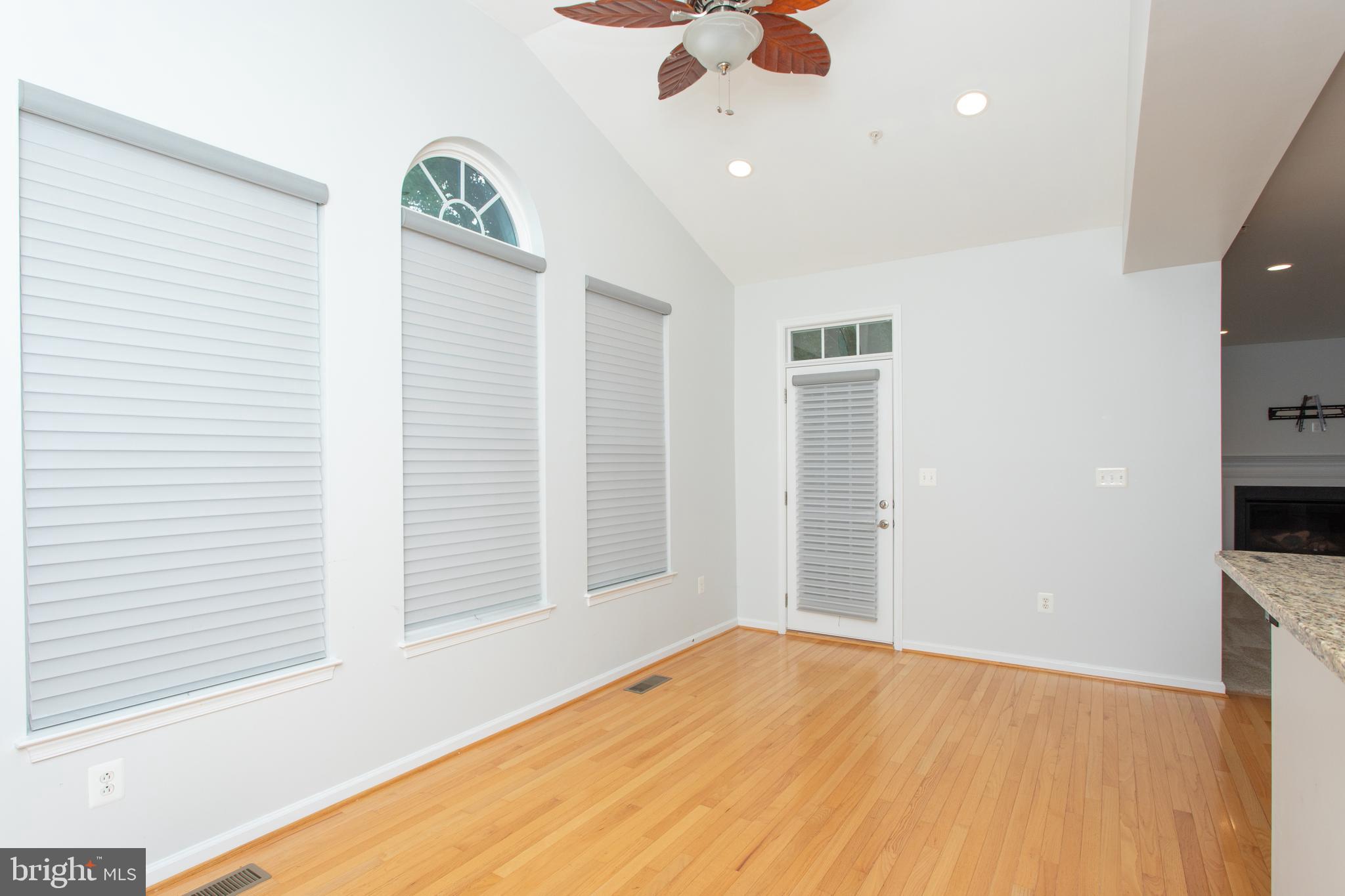 OAK CREEK CLUB - Residential