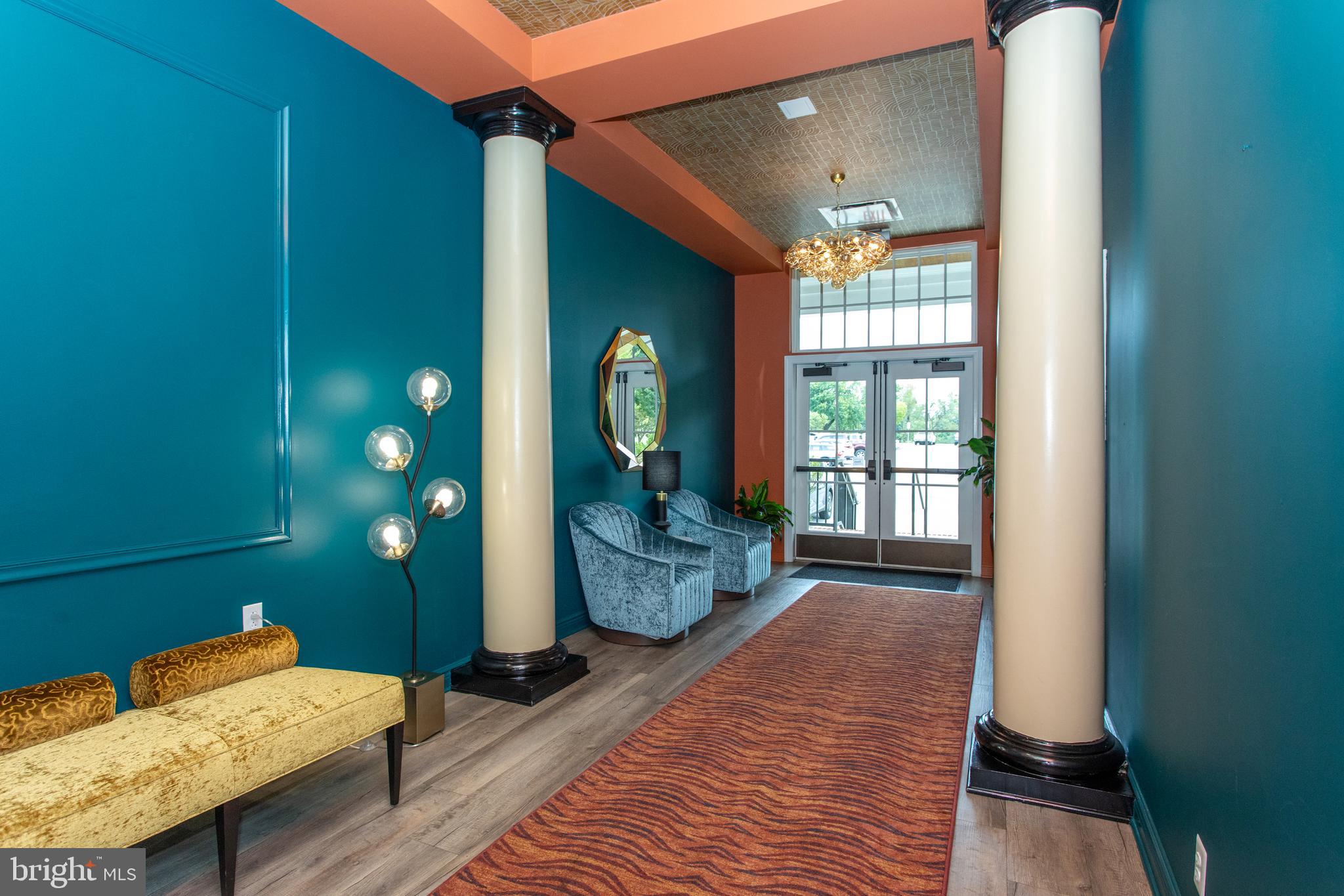 OAK CREEK CLUB - Residential