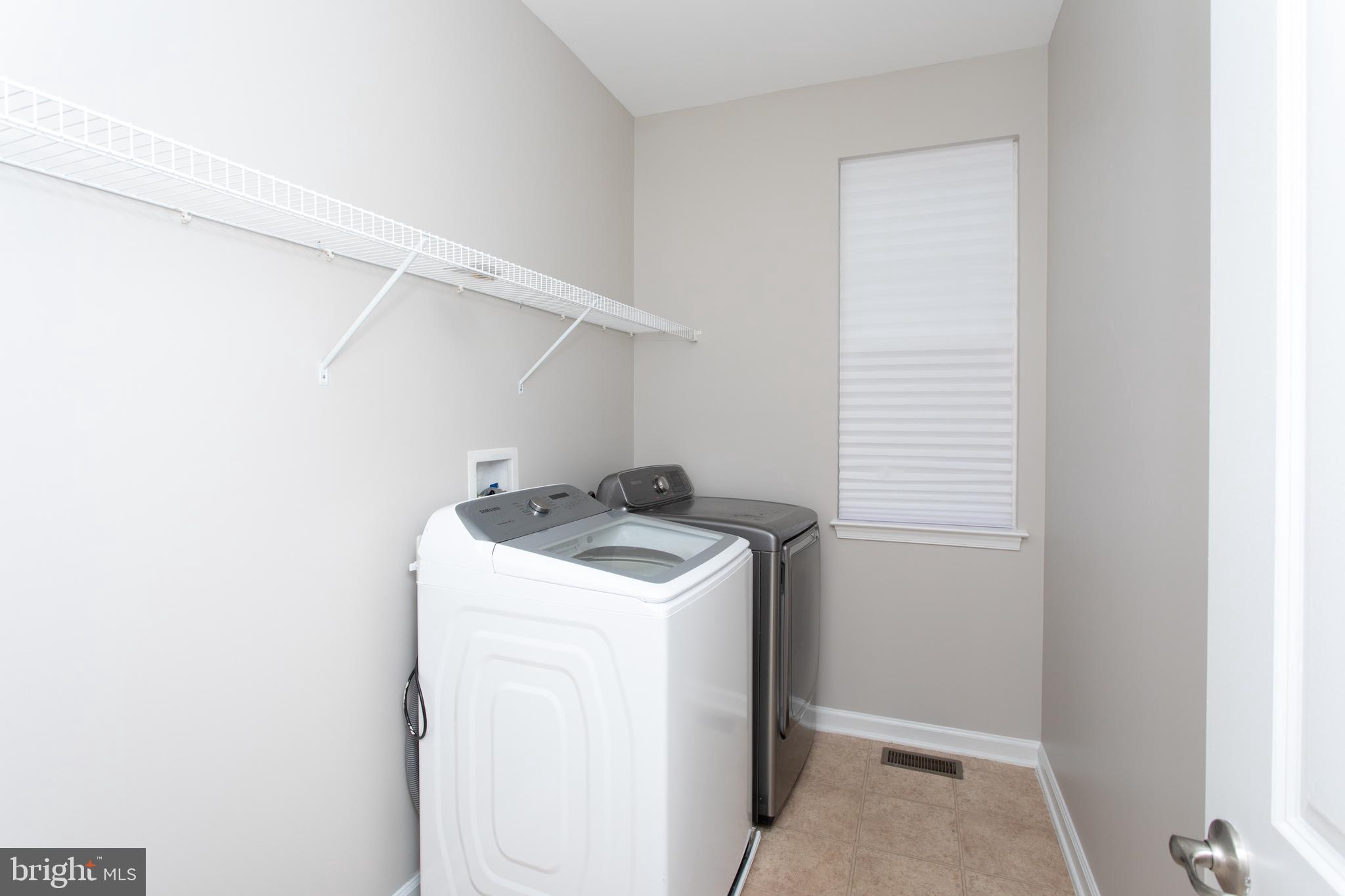 OAK CREEK CLUB - Residential