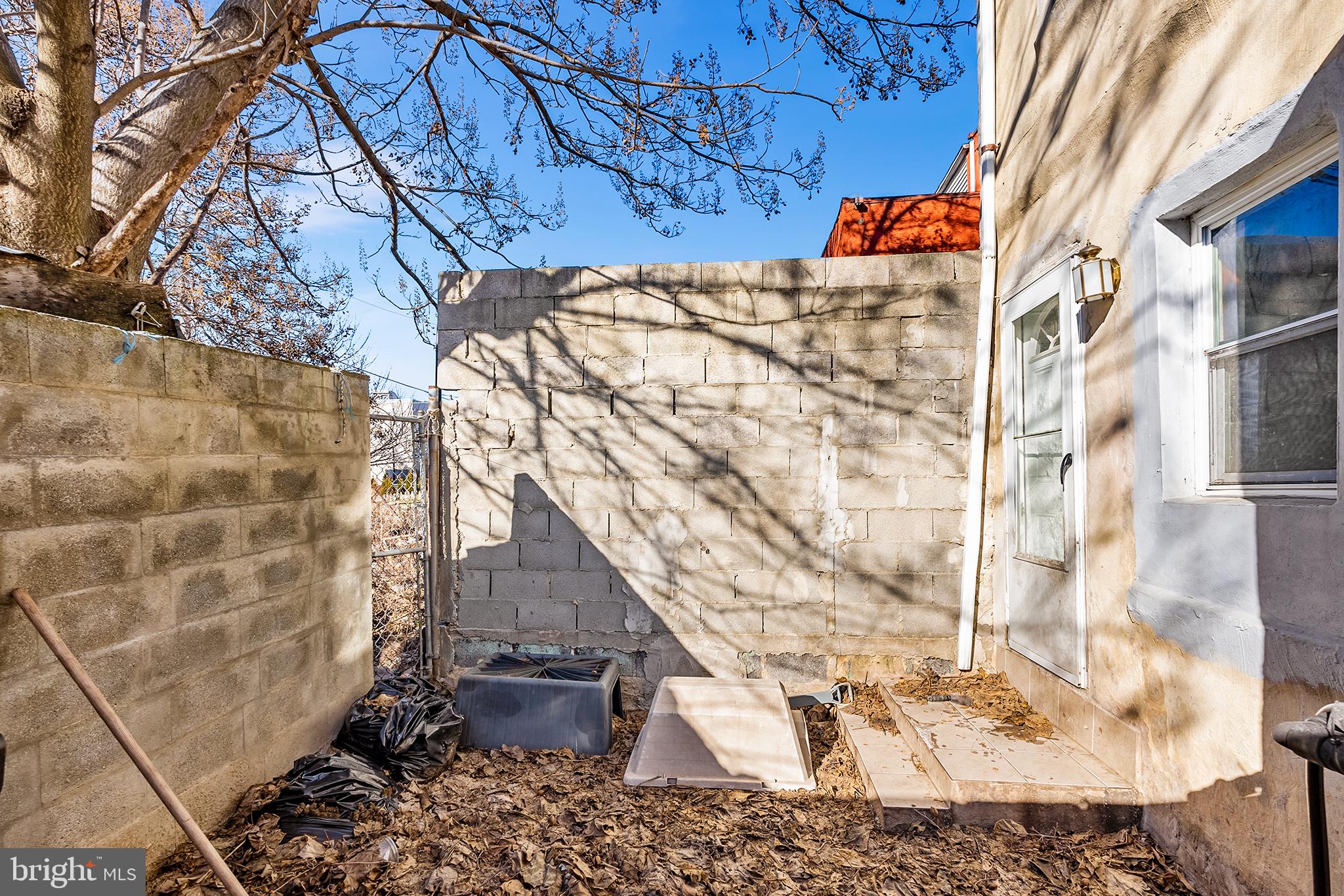 NORRIS SQUARE - Residential