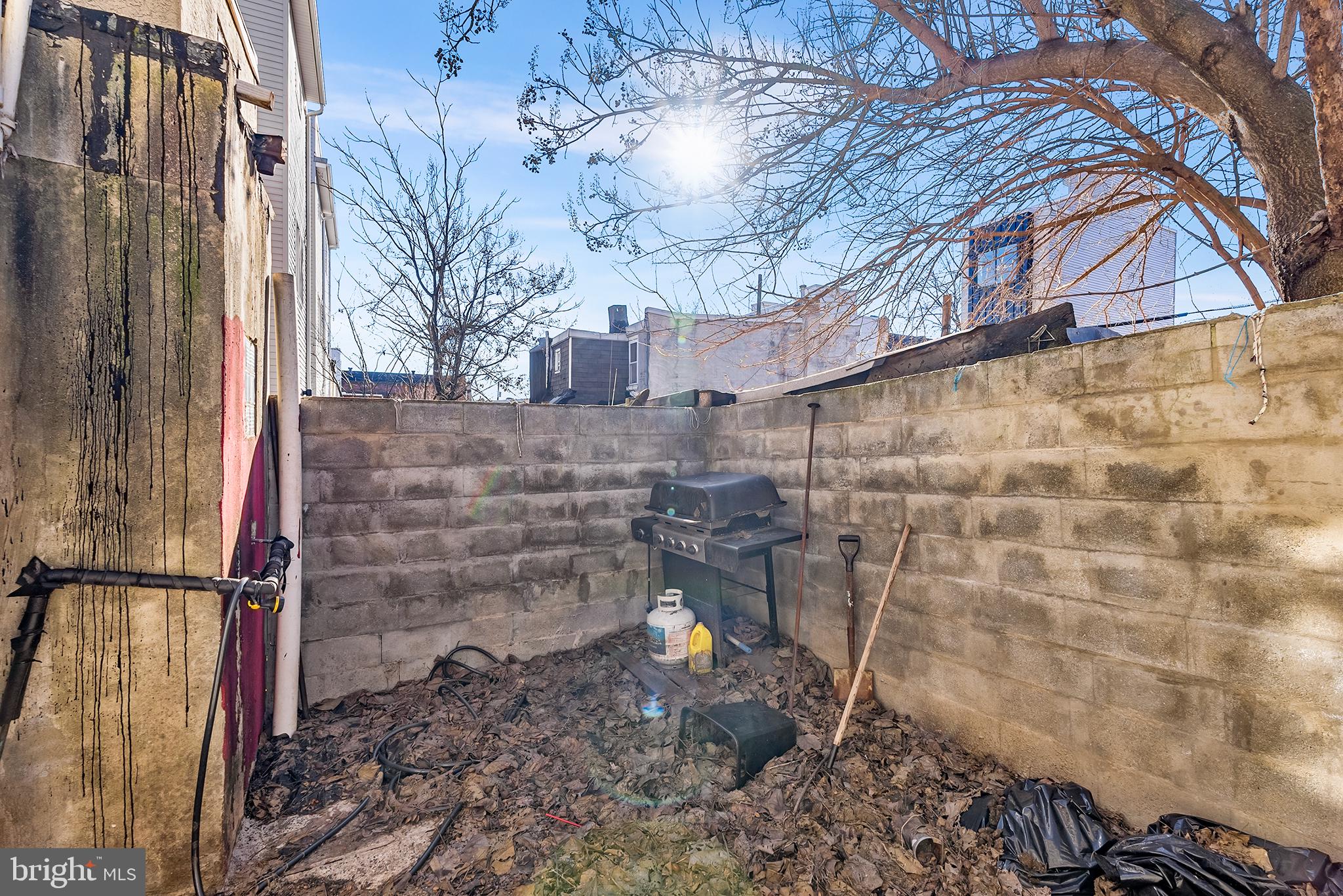 NORRIS SQUARE - Residential