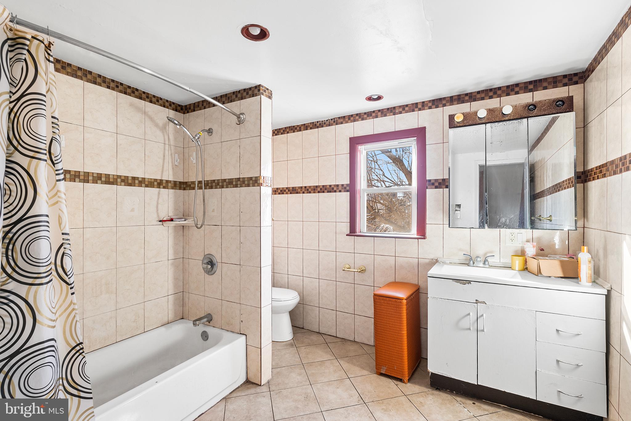 NORRIS SQUARE - Residential