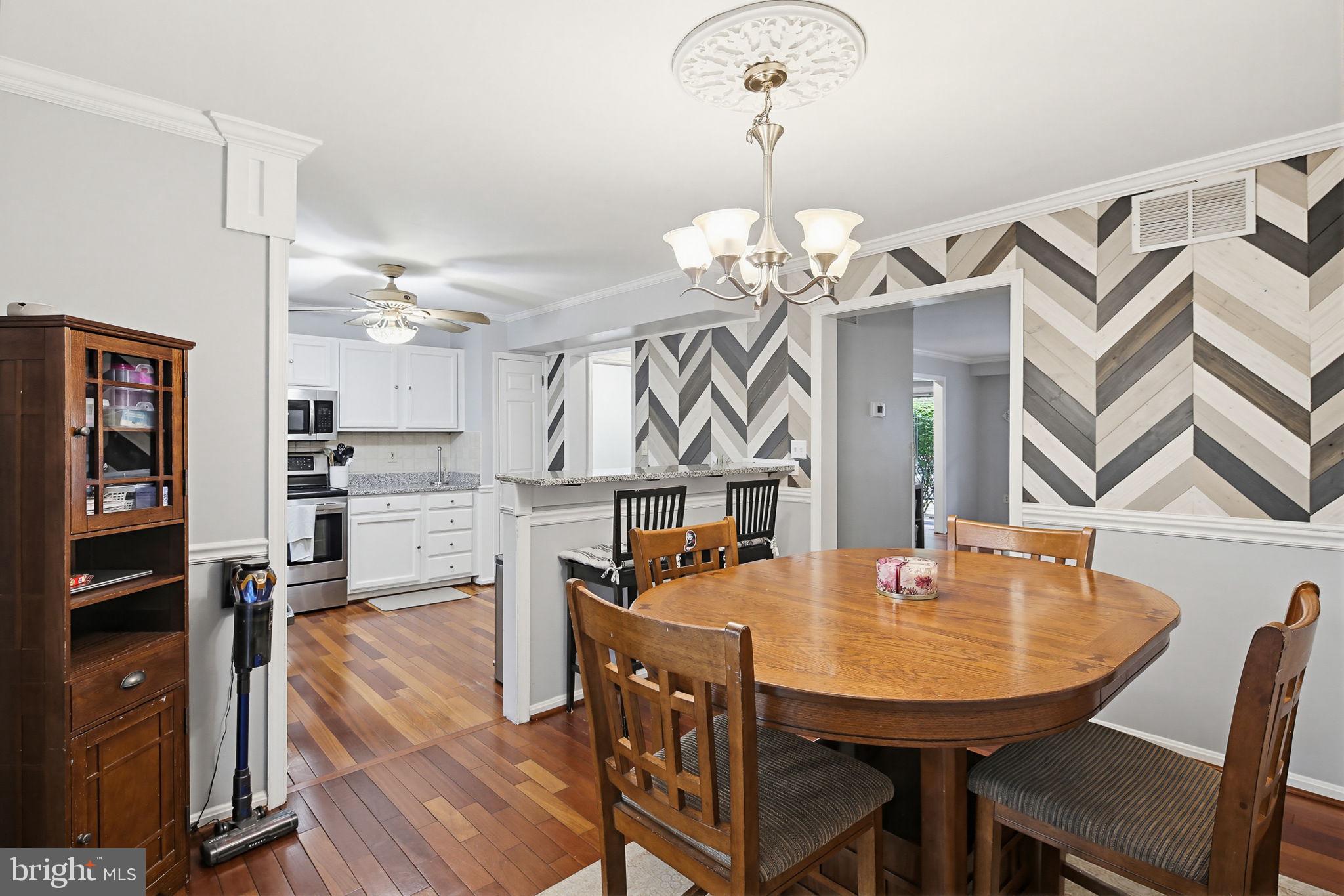 OAK HILL - Residential