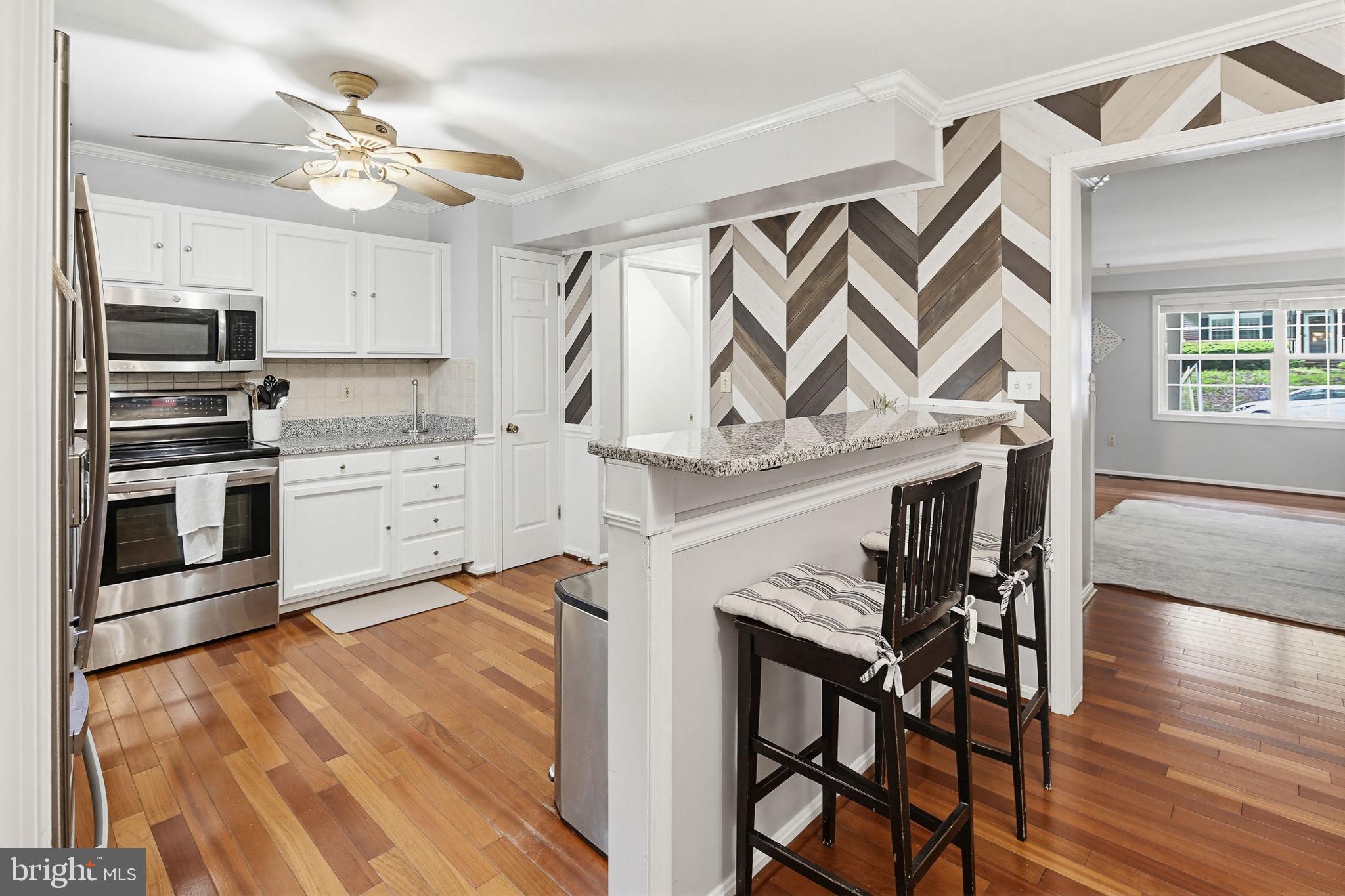 OAK HILL - Residential
