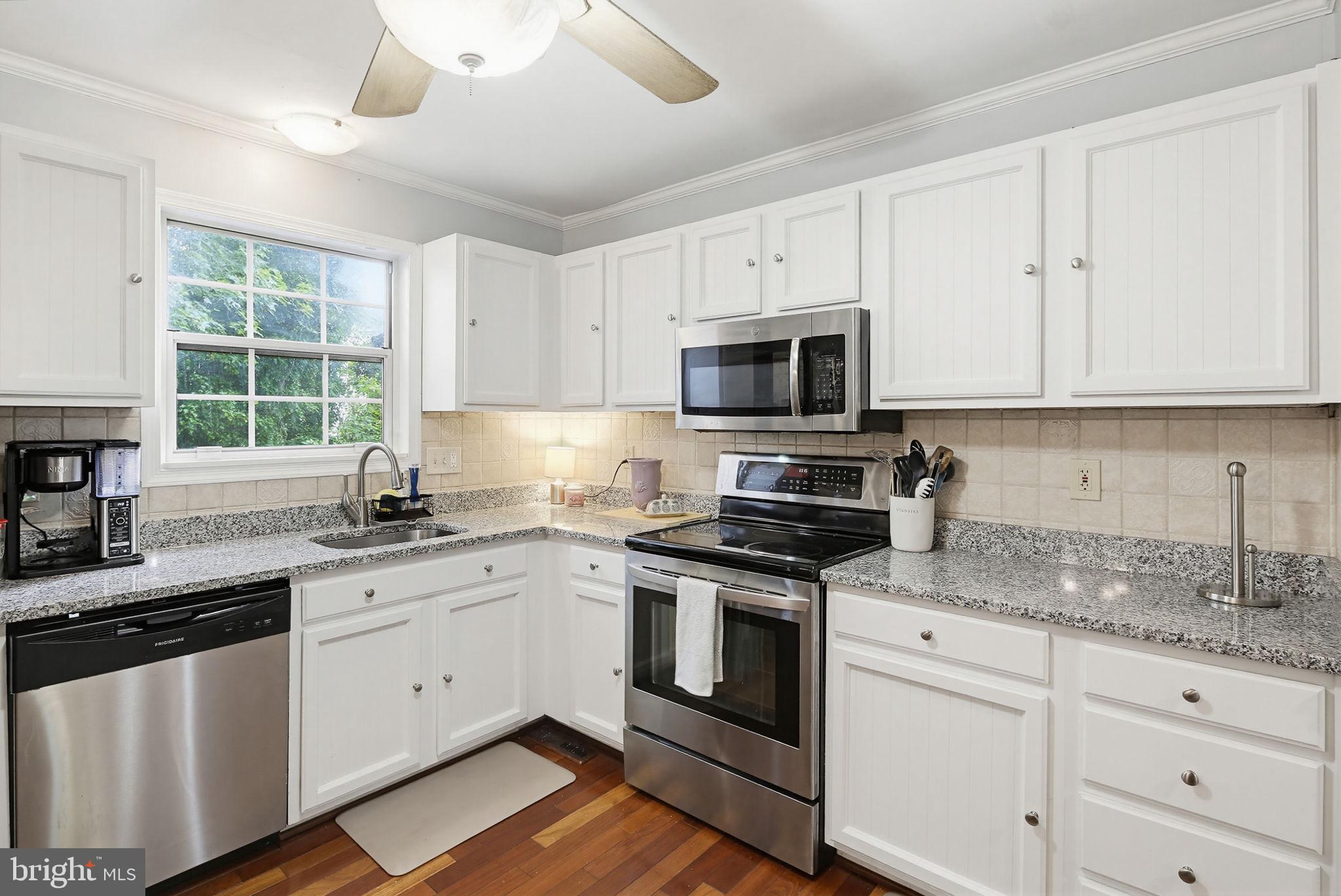 OAK HILL - Residential