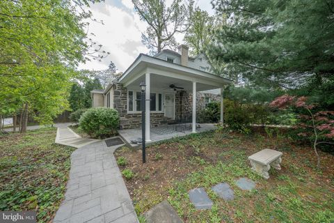 Homes For Sale - 1 Braxton Rd. Rd<br/> Delaware County, BRYN MAWR, PA 19010