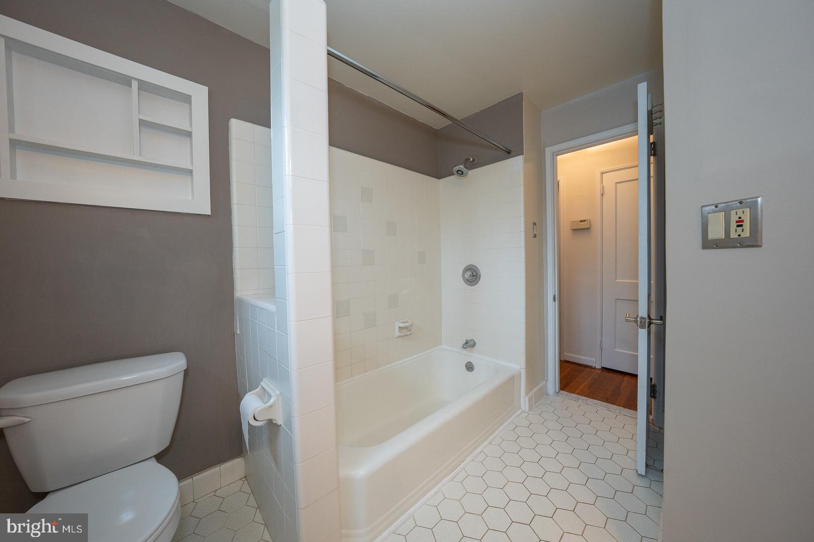 BRYN MAWR - Residential