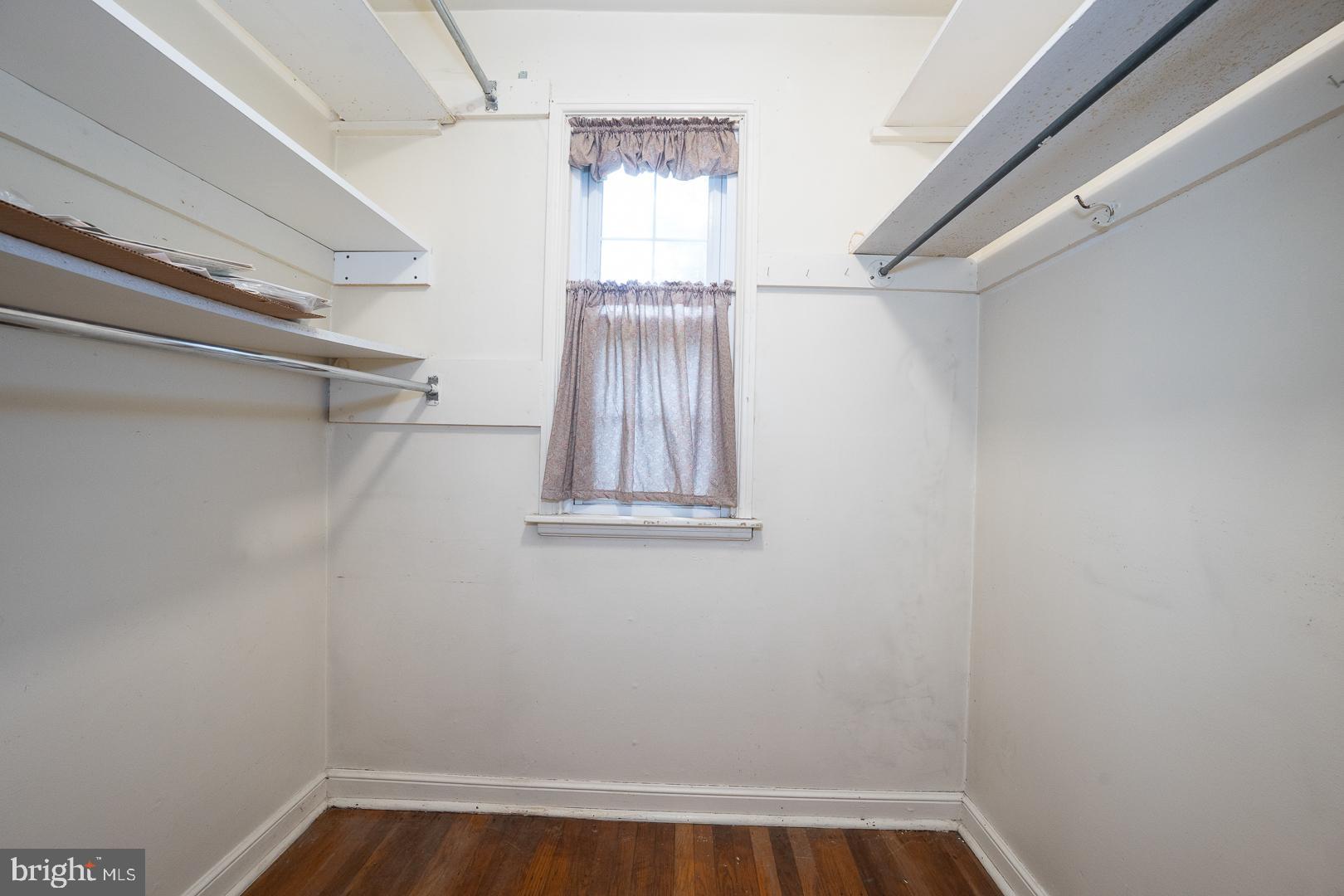 BRYN MAWR - Residential