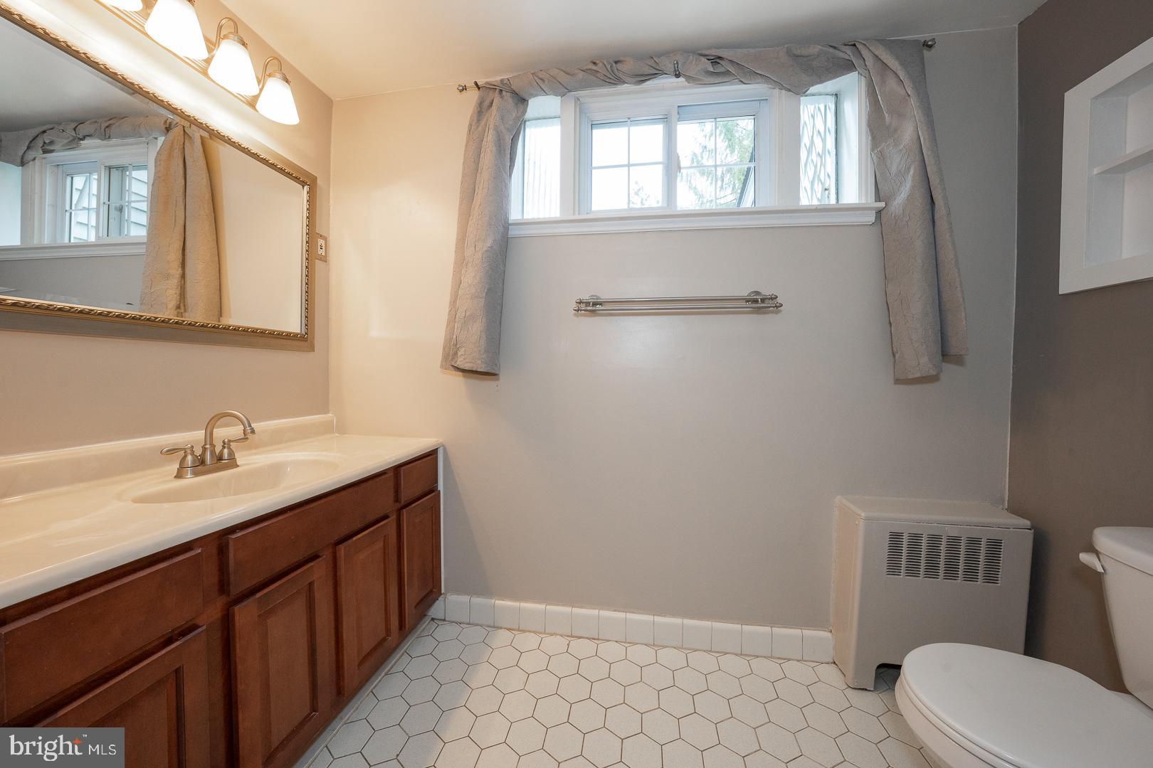 BRYN MAWR - Residential