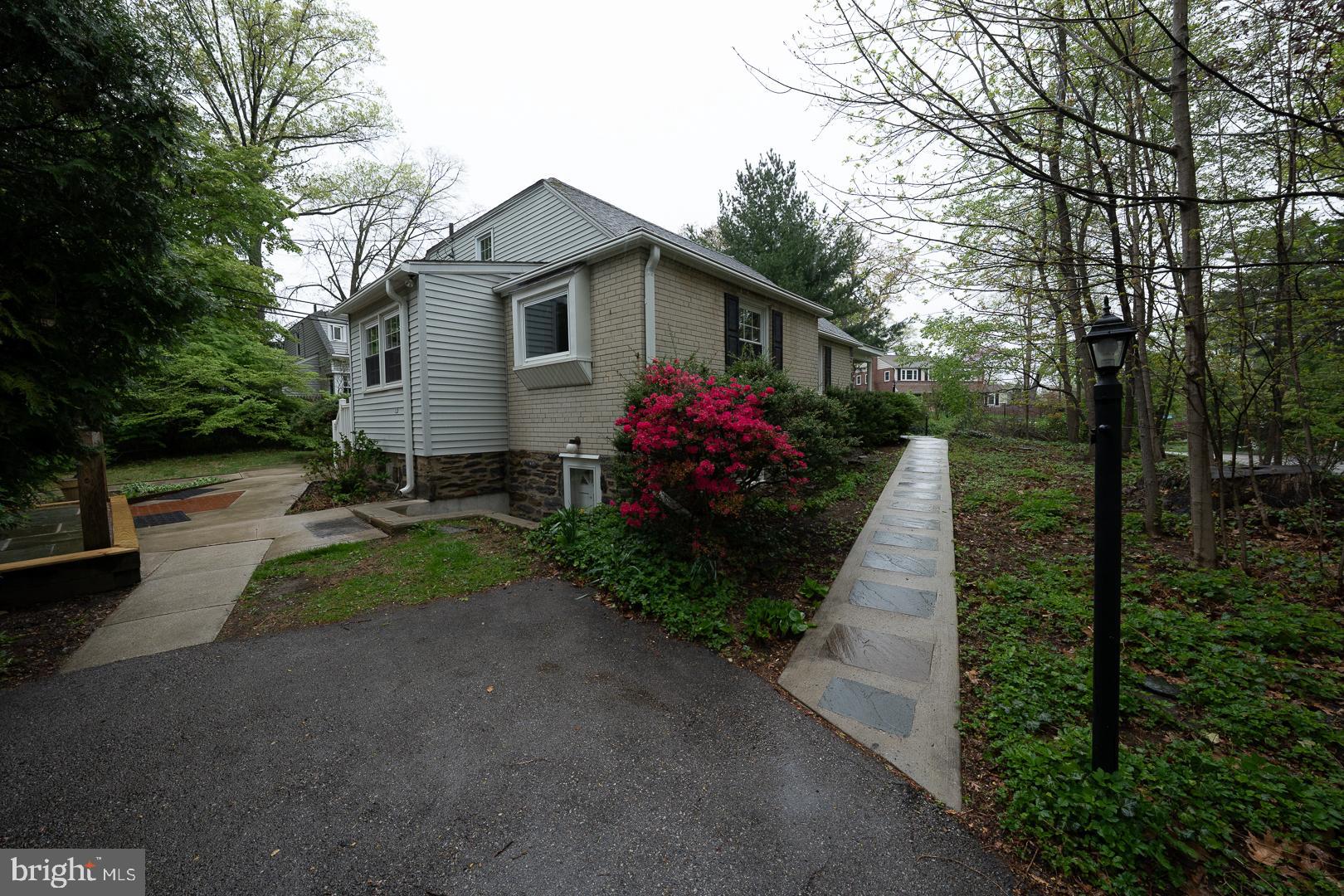 BRYN MAWR - Residential