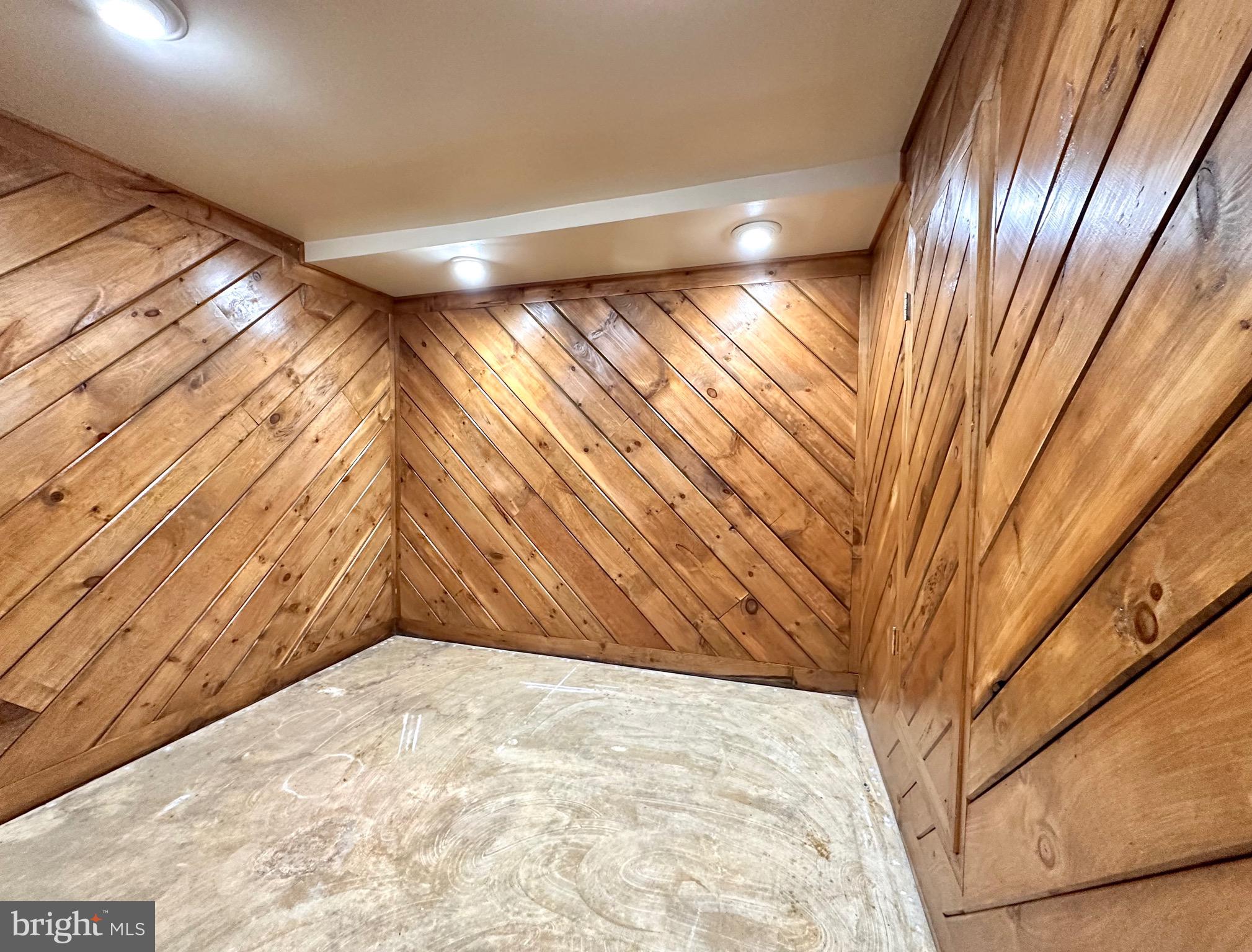 MERRYMANS MILL - Residential