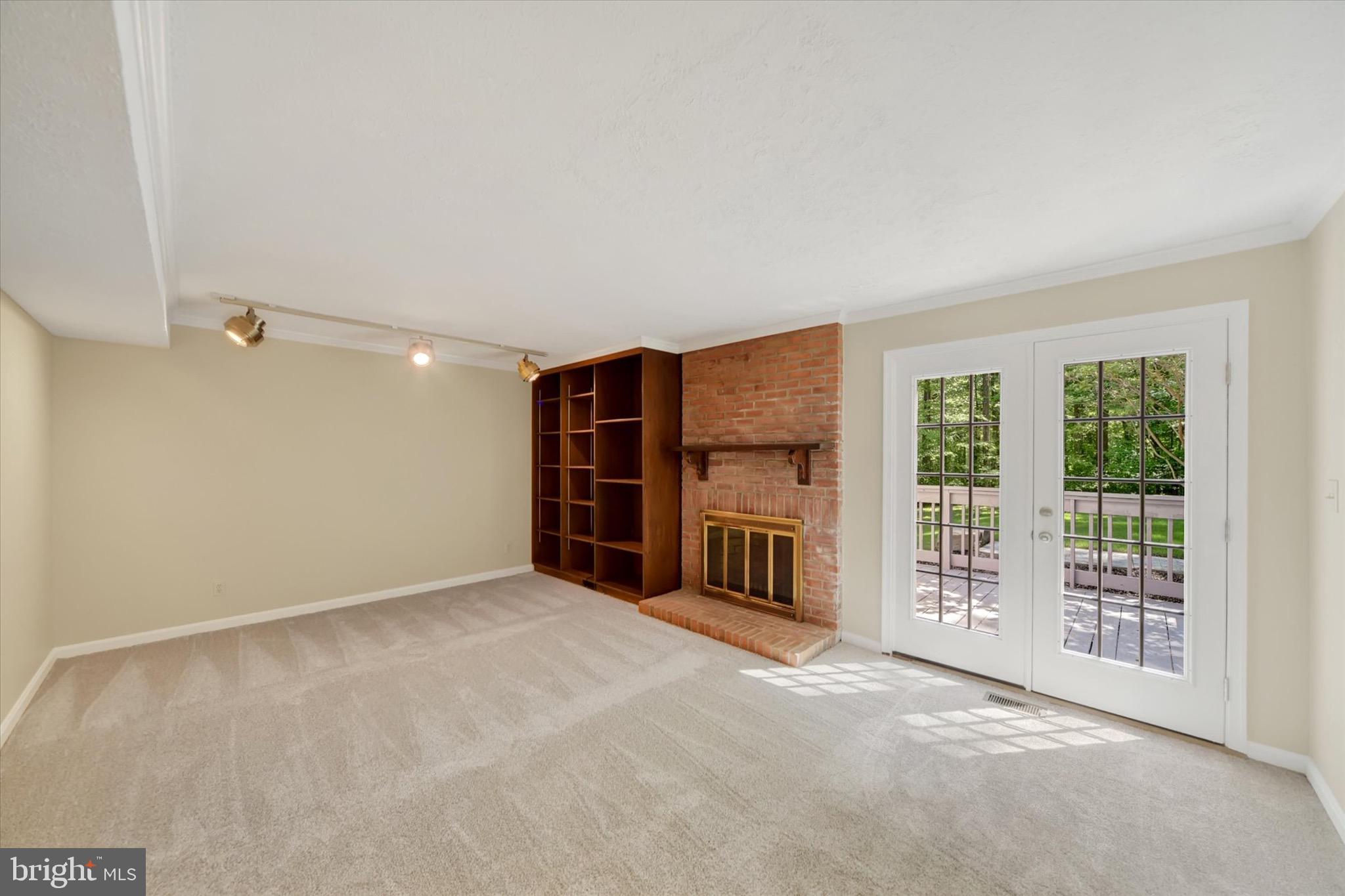 MERRYMANS MILL - Residential