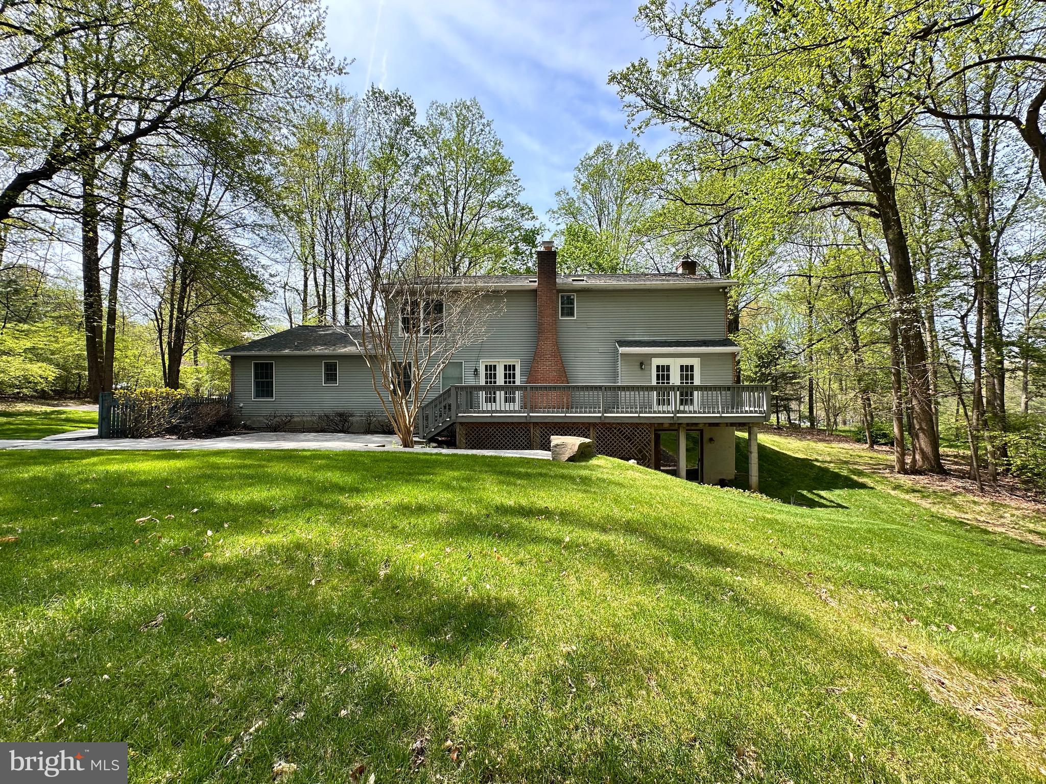 13 CONSTANTINE DRIVE