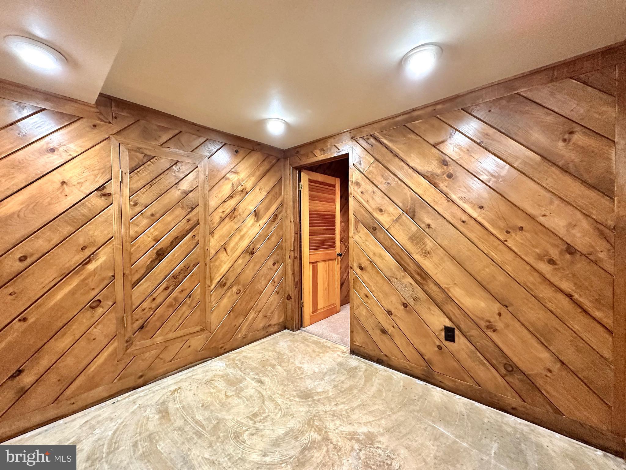 MERRYMANS MILL - Residential