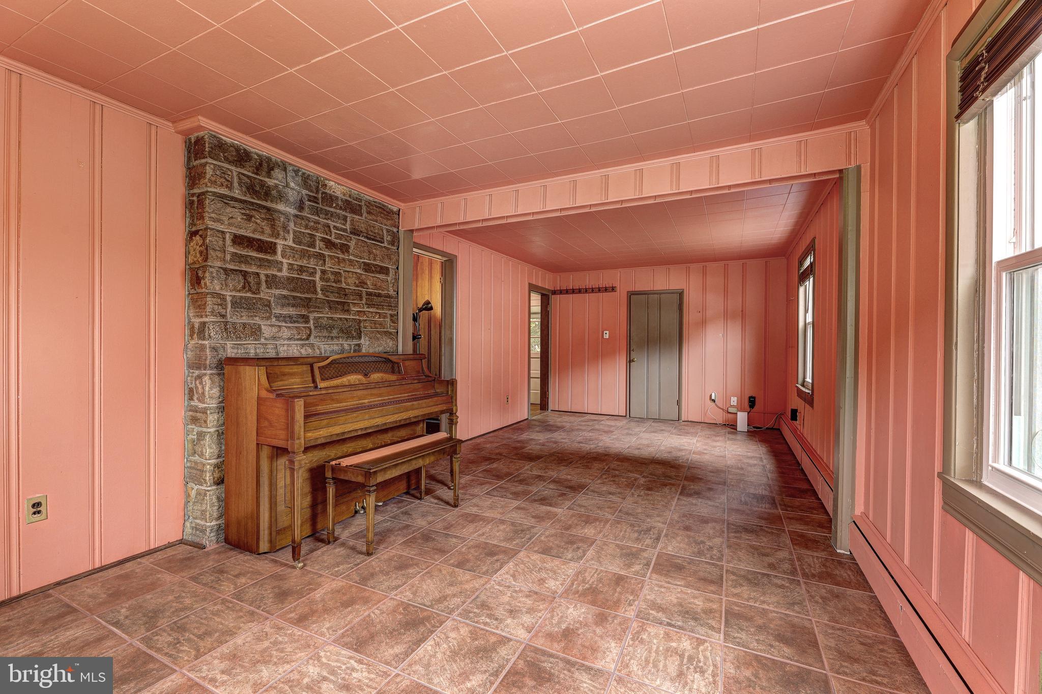 DONNYBROOK - Residential