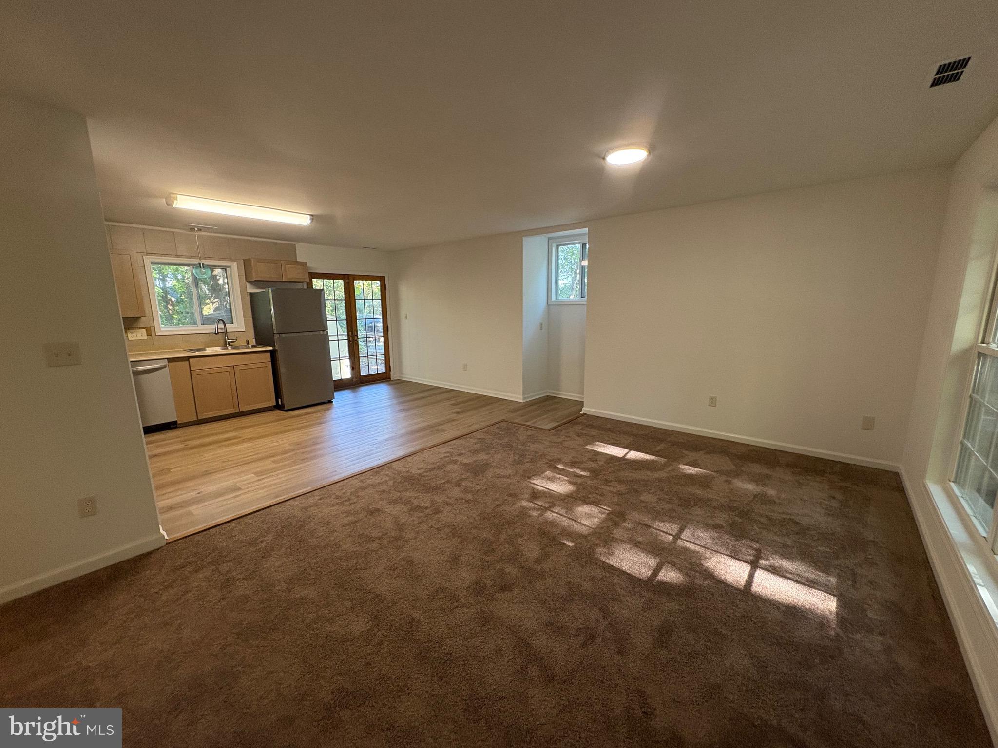 98 WHITE HORSE DRIVE