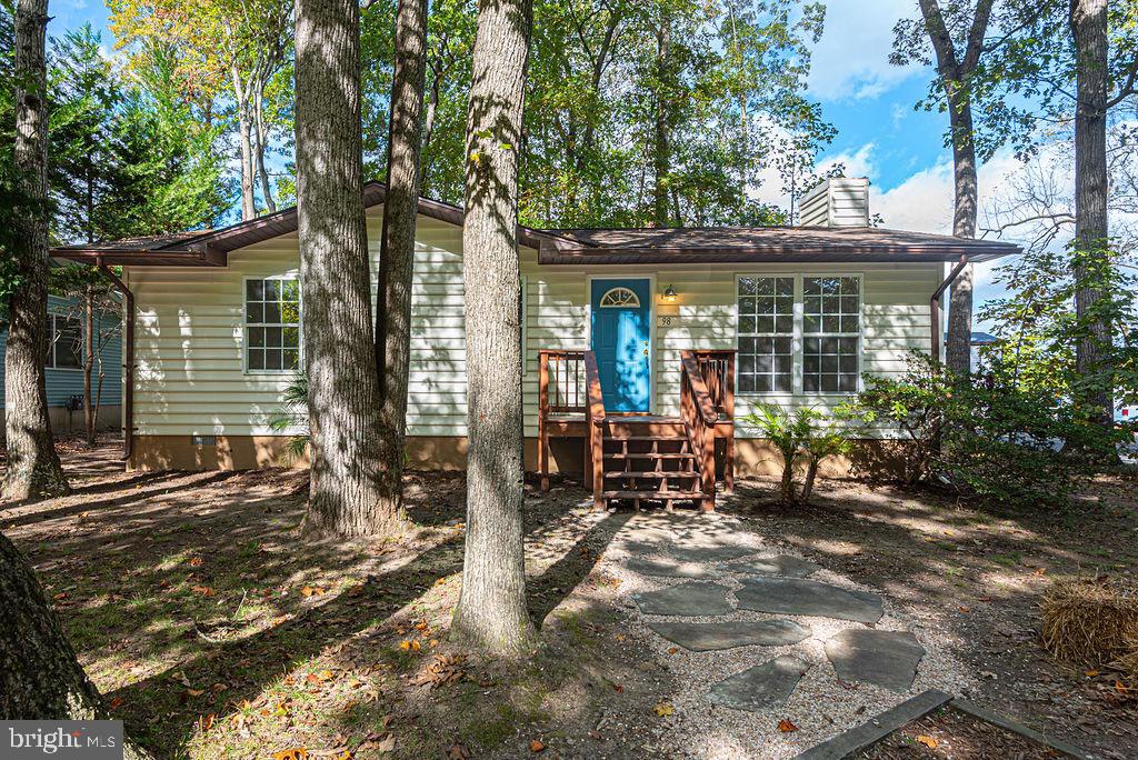 98 WHITE HORSE DRIVE