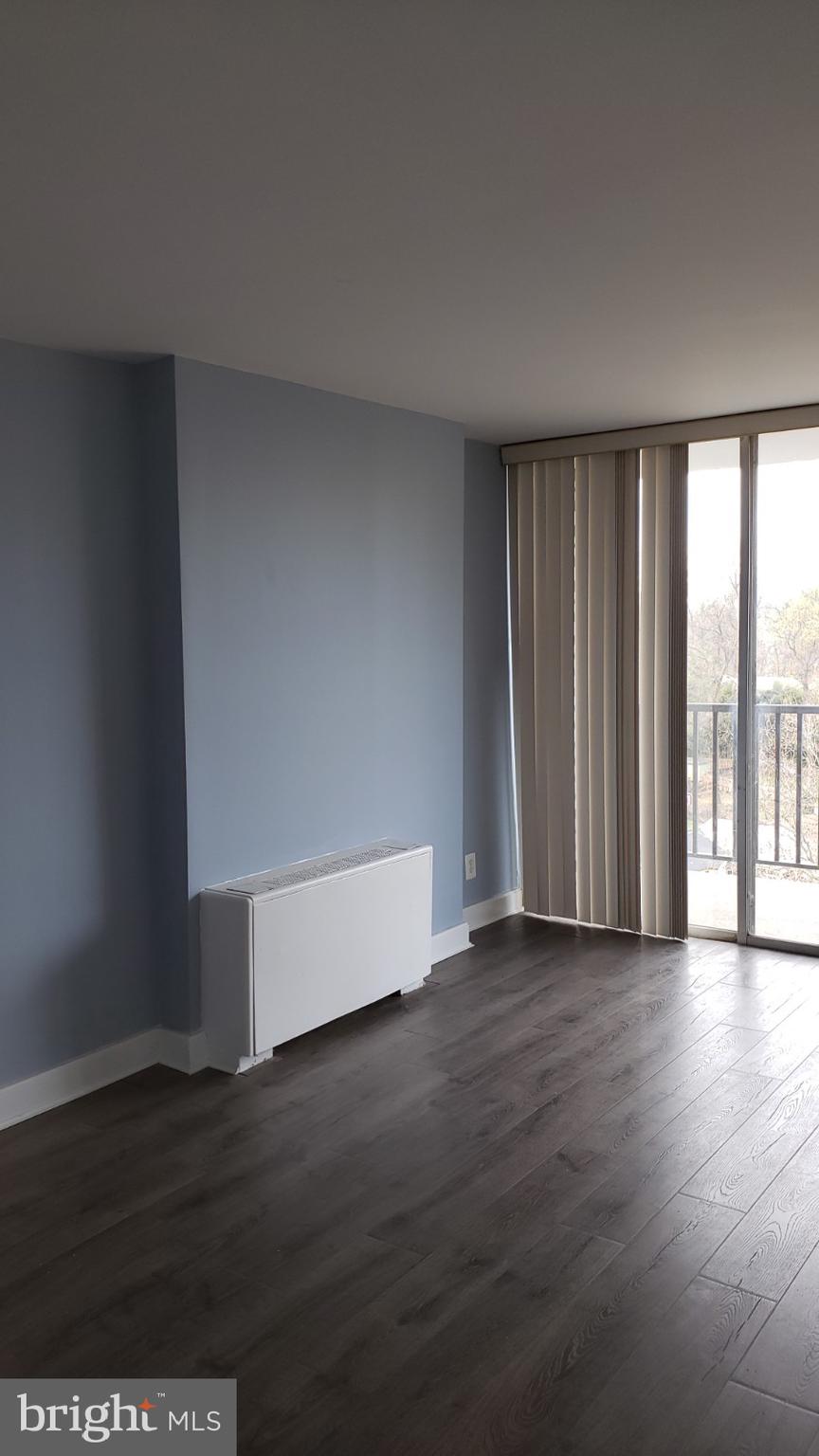 THE WATERFORD - Residential Lease