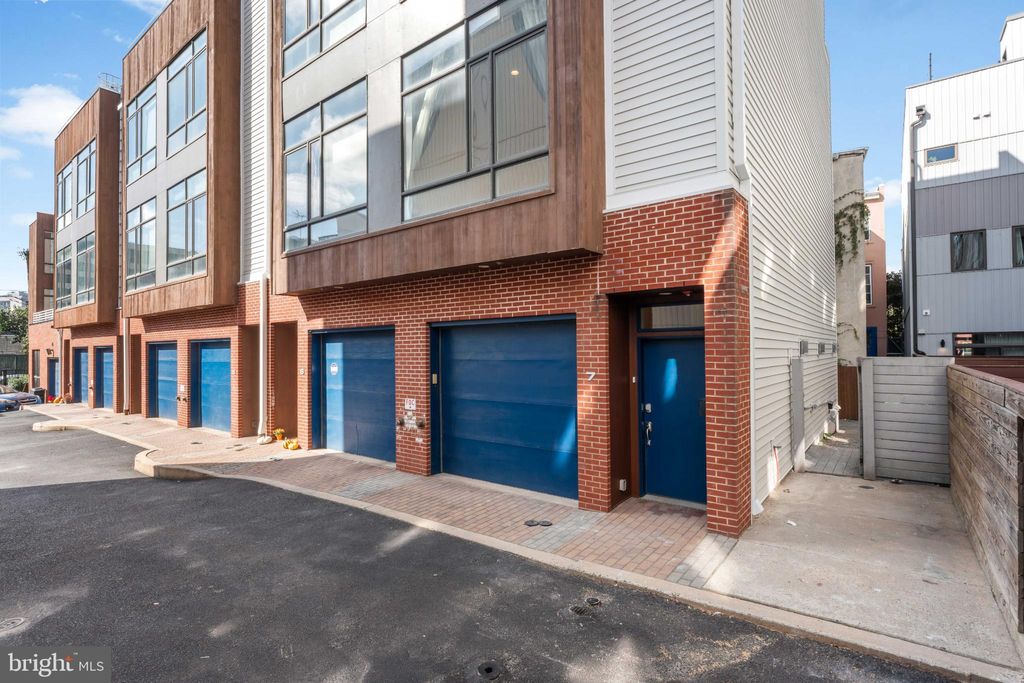 Photo of 333 Green Street #7, PHILADELPHIA, PA 19123 (MLS # PAPH2539192)