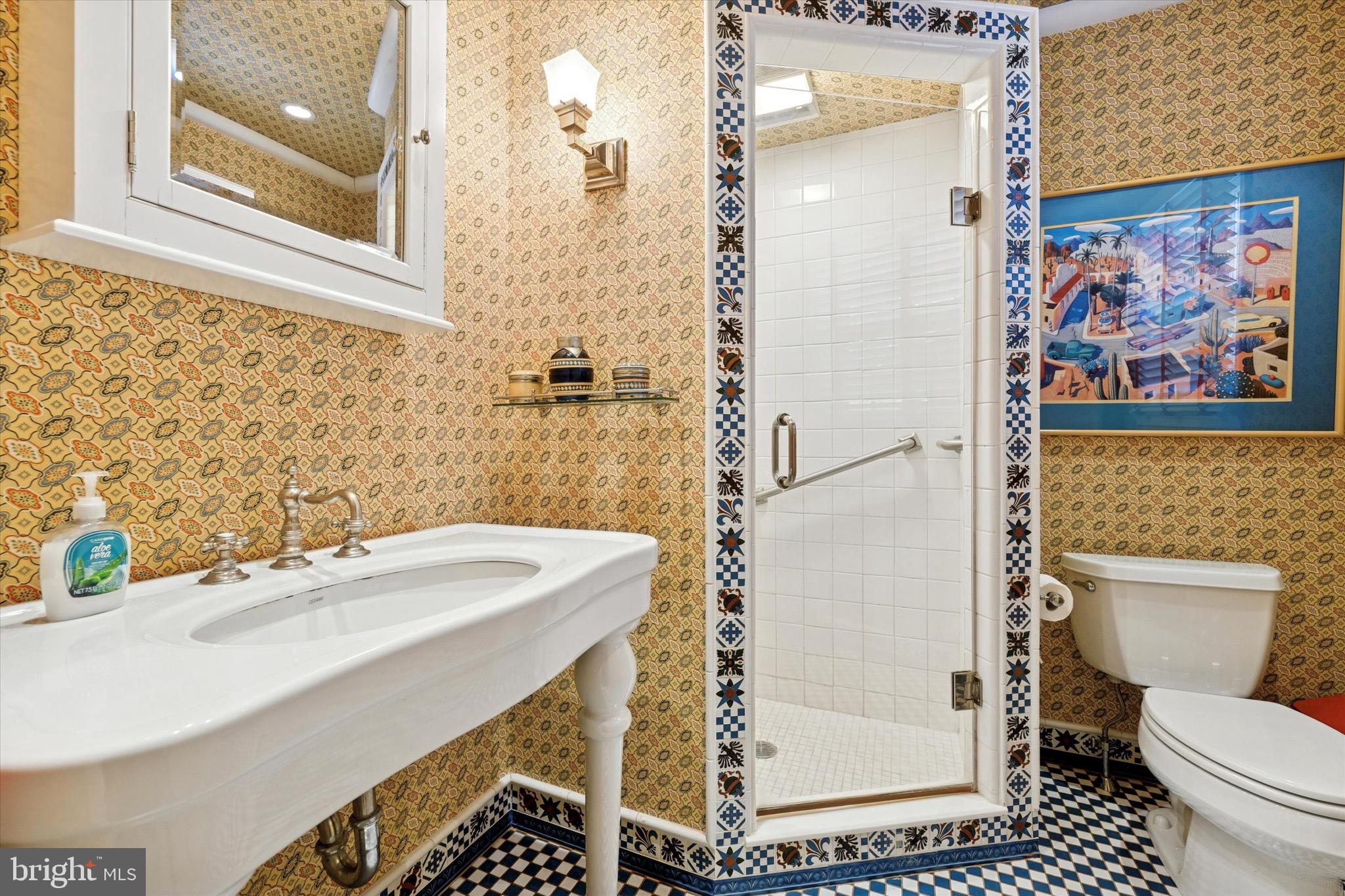 WYNNEWOOD - Residential