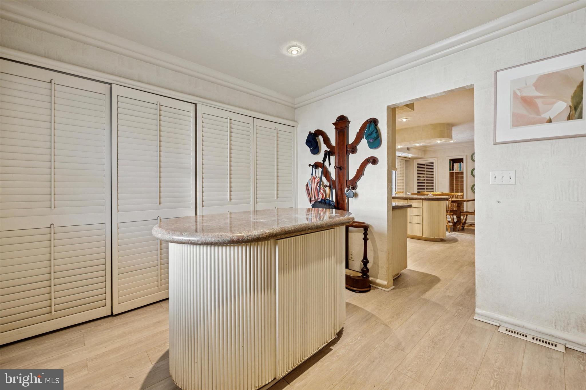 WYNNEWOOD - Residential