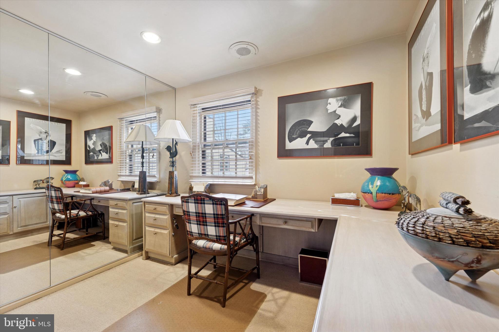 WYNNEWOOD - Residential