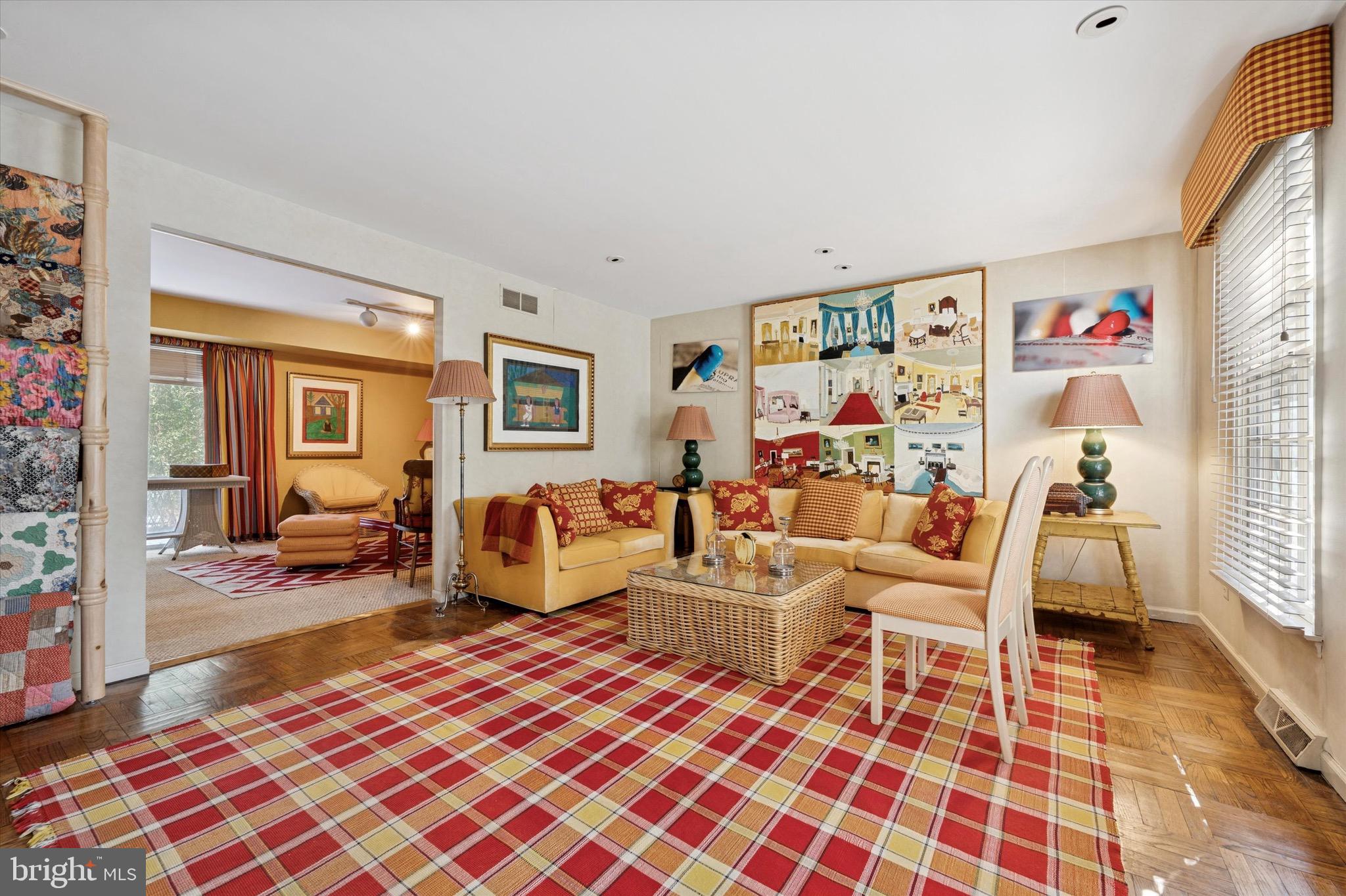 WYNNEWOOD - Residential