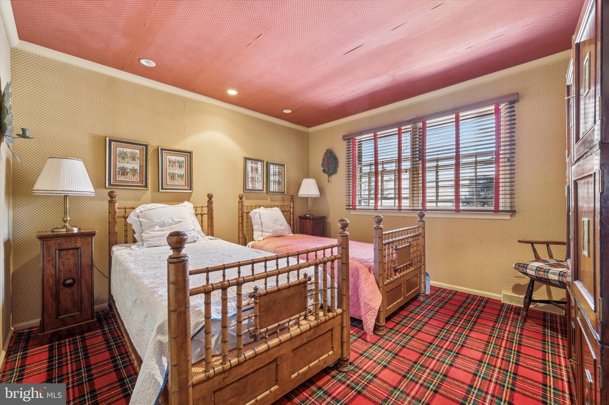 WYNNEWOOD - Residential