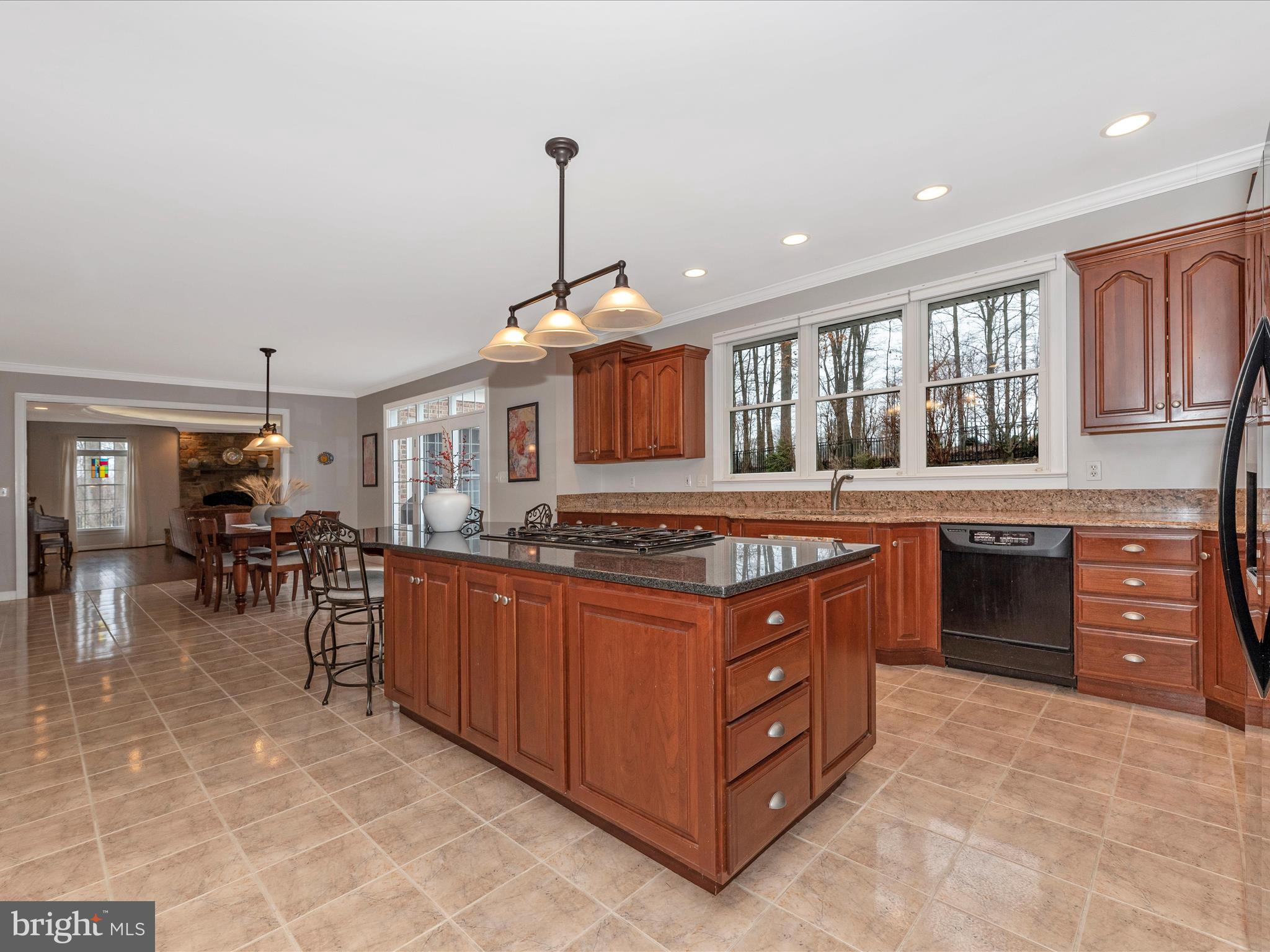 RIVER DOWNS - Residential